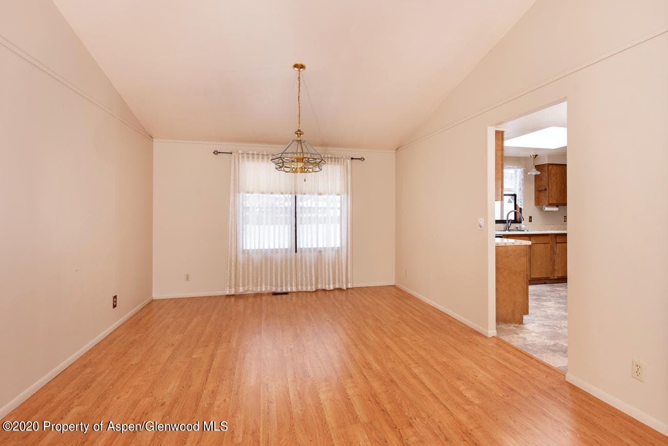 748 Lincoln Avenue, Glenwood Springs, CO 81601 - Photo 4