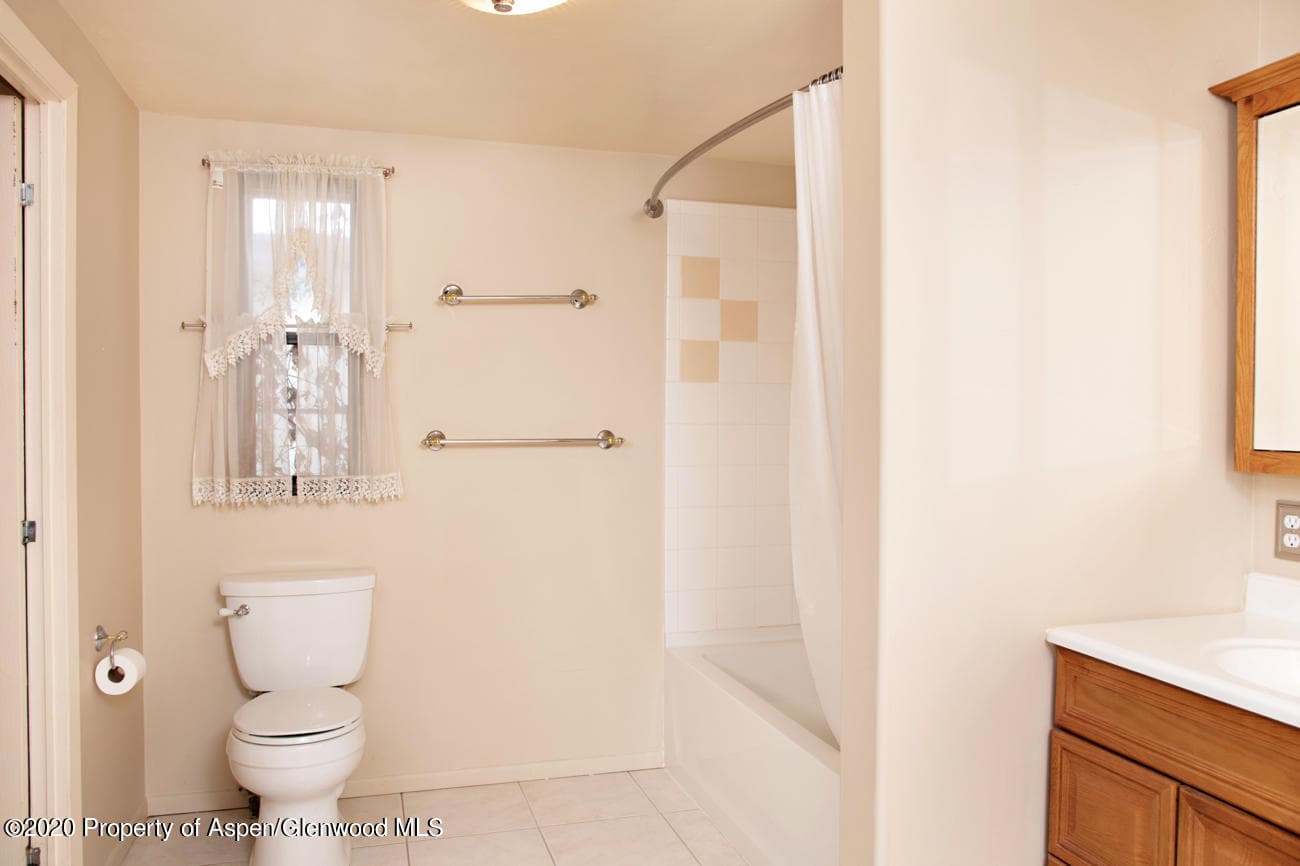748 Lincoln Avenue, Glenwood Springs, CO 81601 - Photo 10