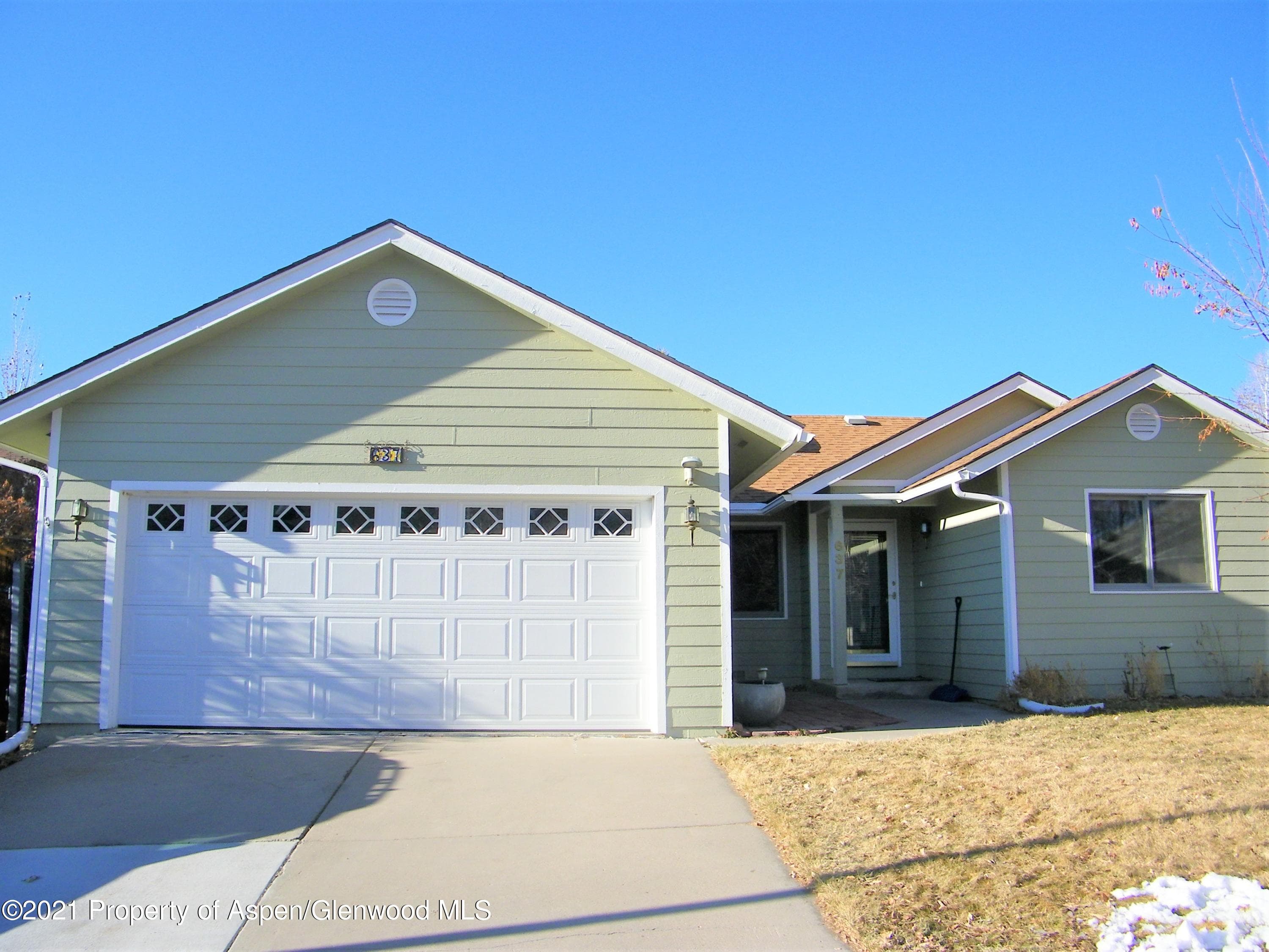 637 Night Shade Court, New Castle, CO 81647 - Photo 1
