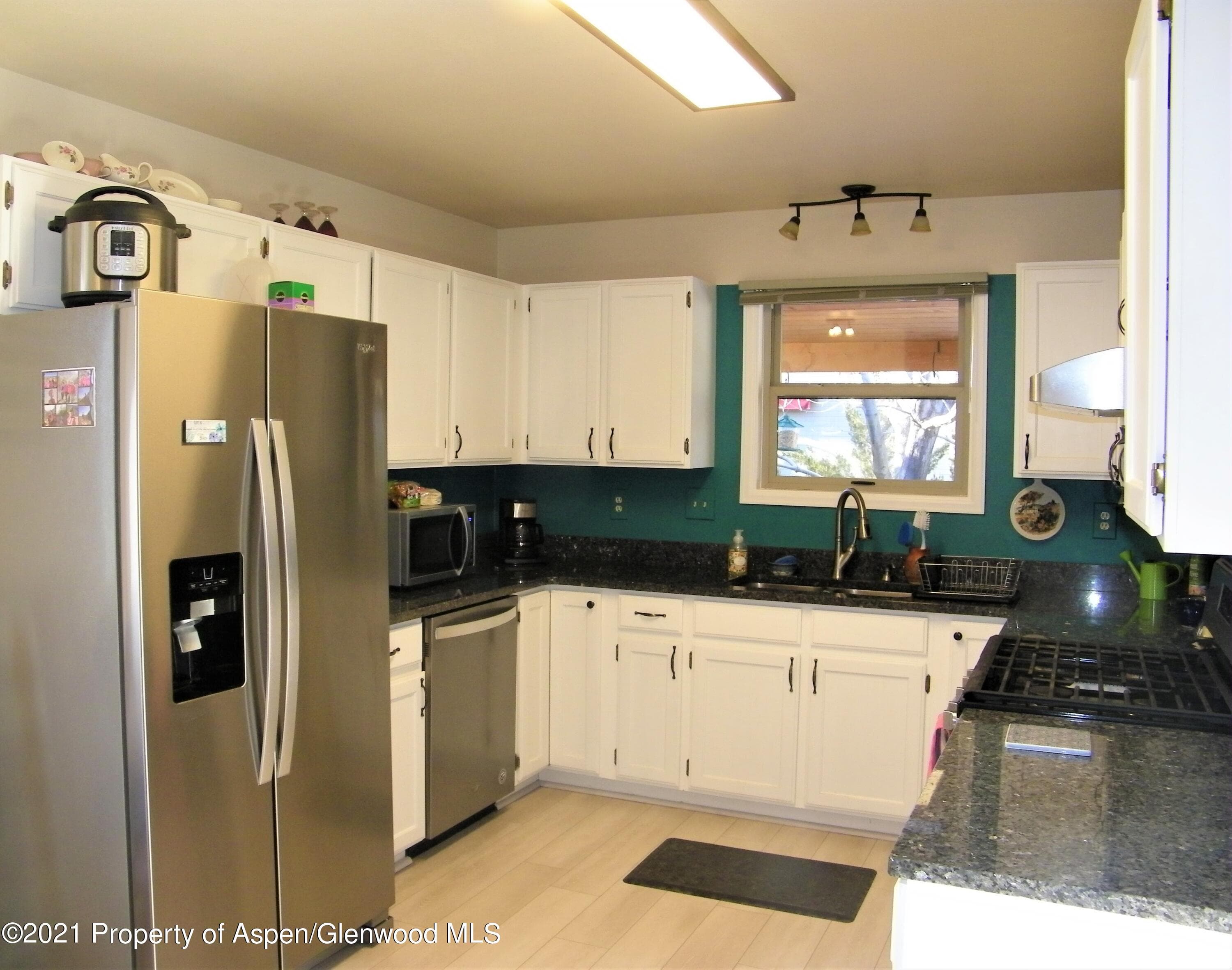 637 Night Shade Court, New Castle, CO 81647 - Photo 5
