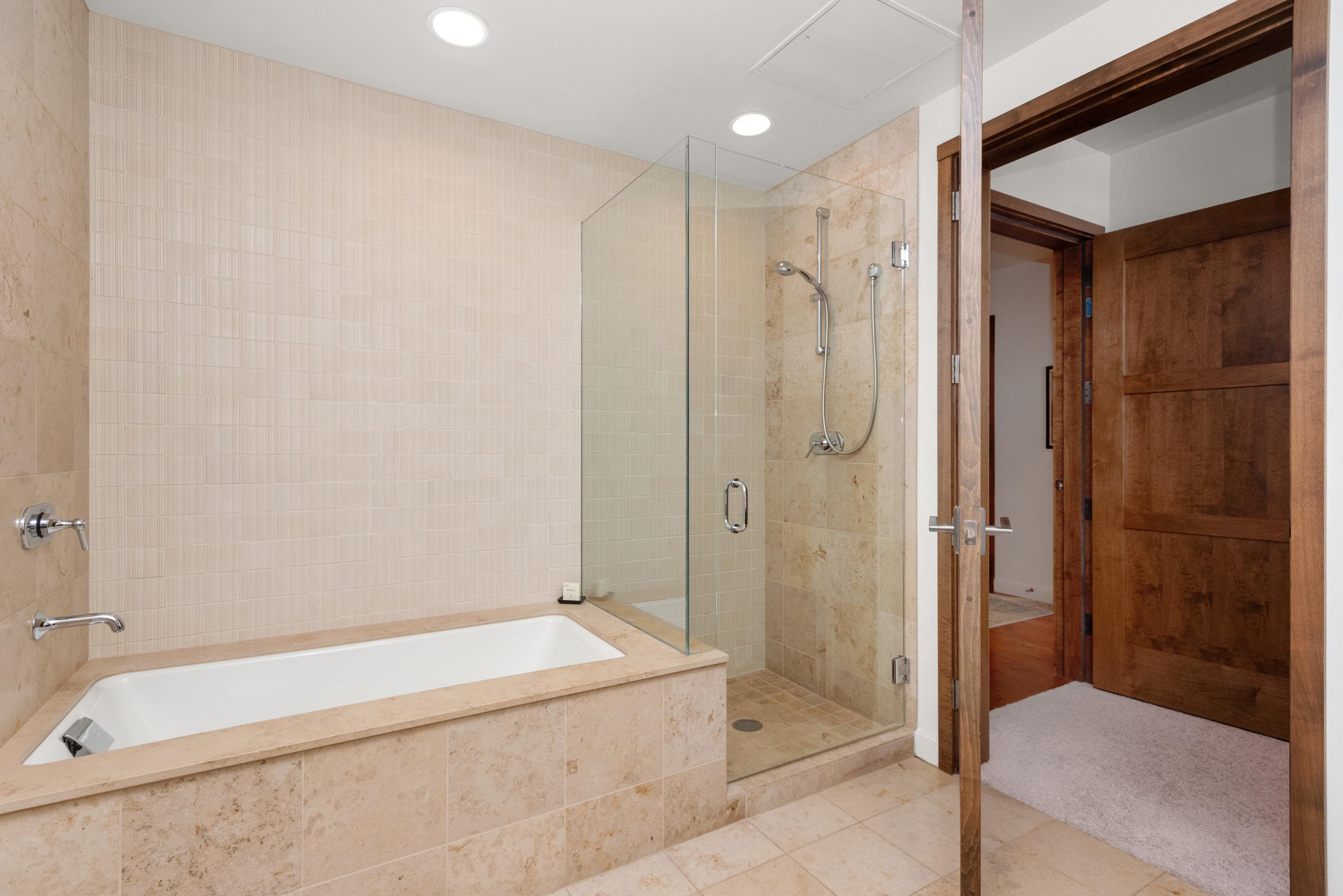 233 E Cooper Avenue 104, Aspen, CO 81611 - Photo 22