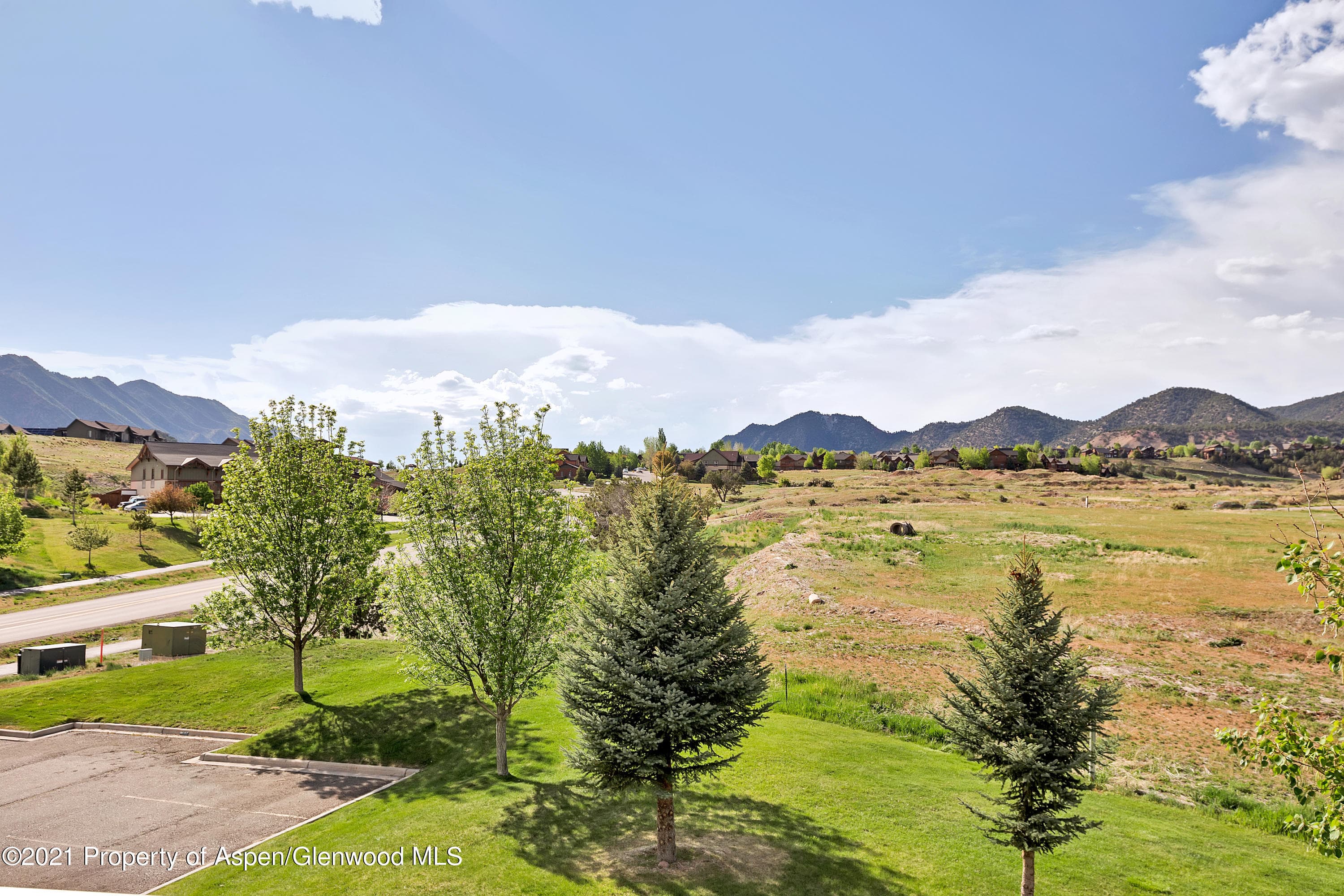 788 Castle Valley Boulevard Unit J, New Castle, CO 81647 - Photo 12
