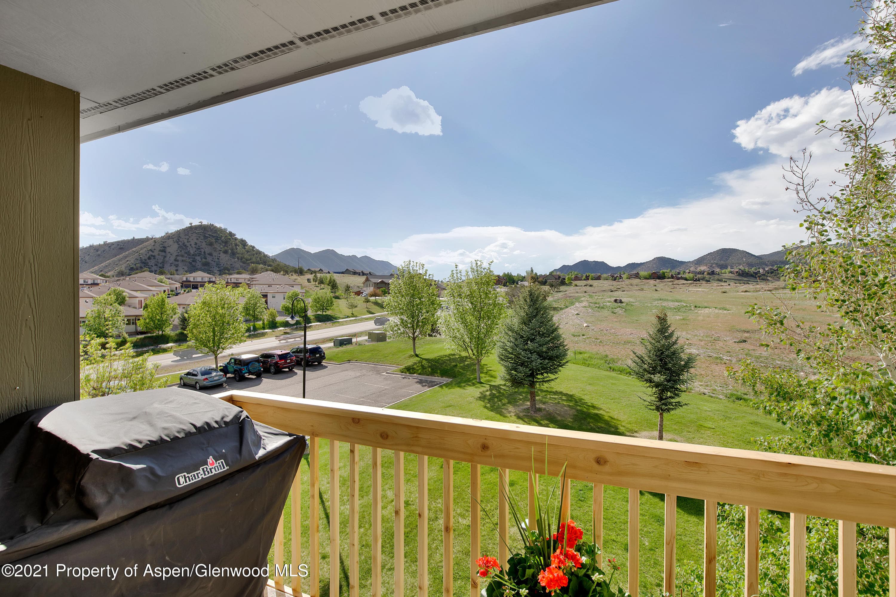 788 Castle Valley Boulevard Unit J, New Castle, CO 81647 - Photo 11