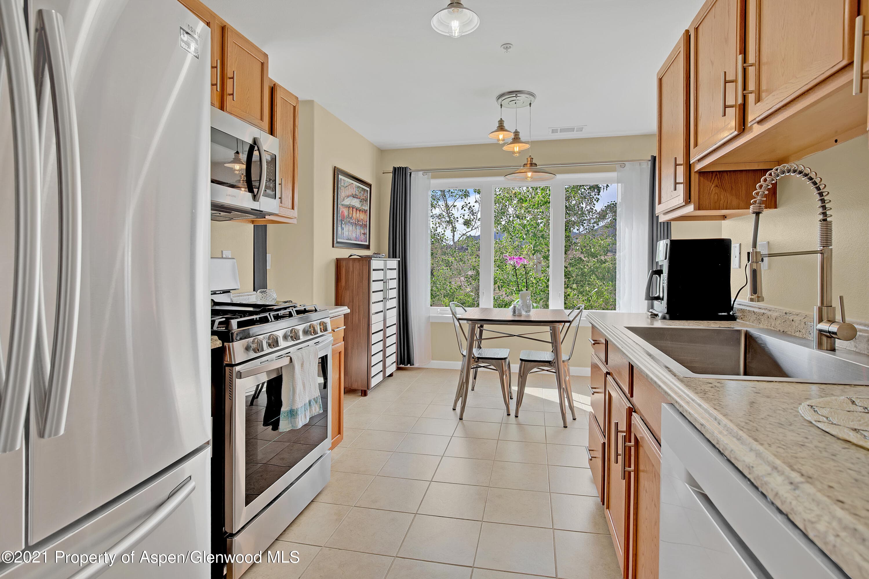 788 Castle Valley Boulevard Unit J, New Castle, CO 81647 - Photo 8