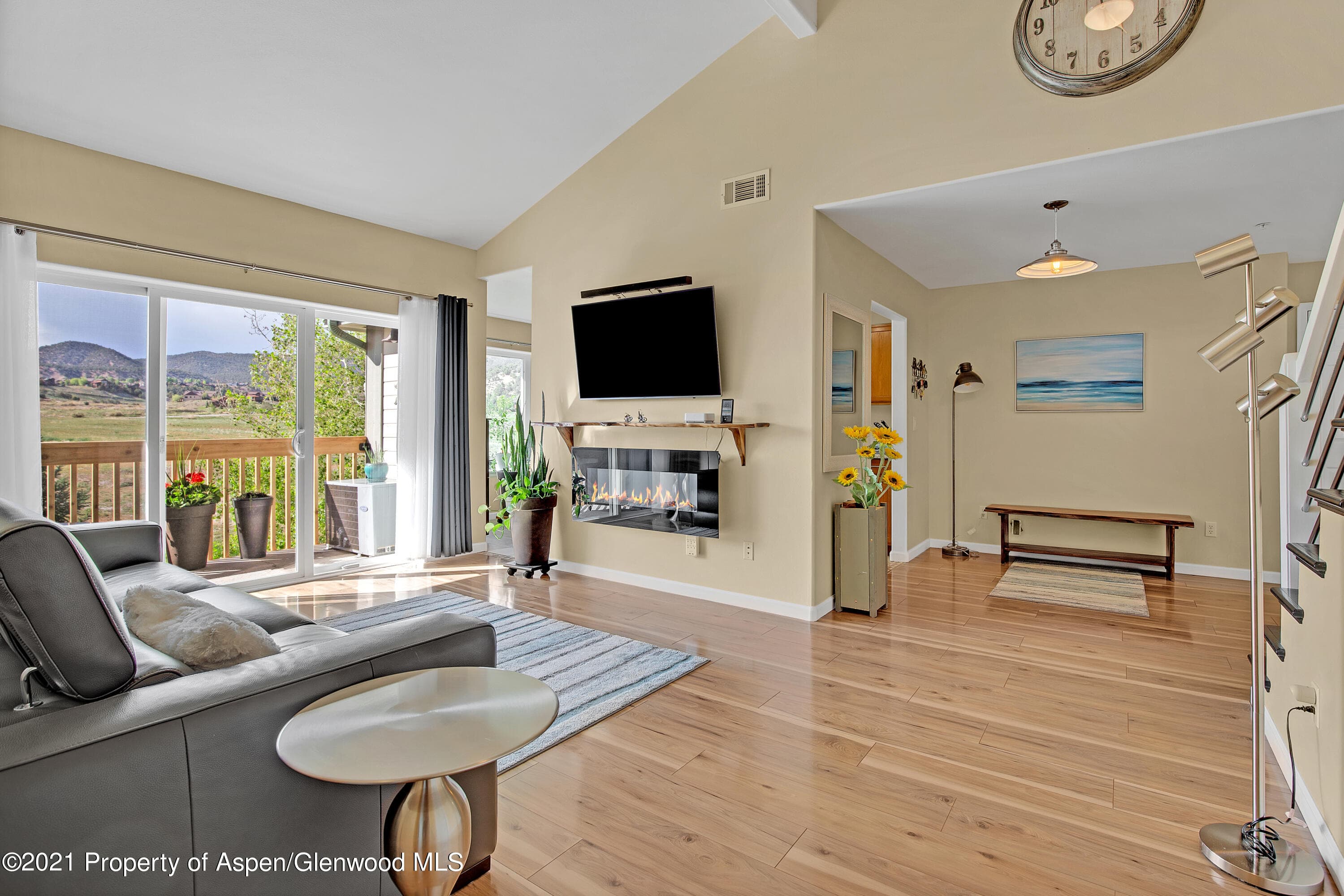 788 Castle Valley Boulevard Unit J, New Castle, CO 81647 - Photo 3