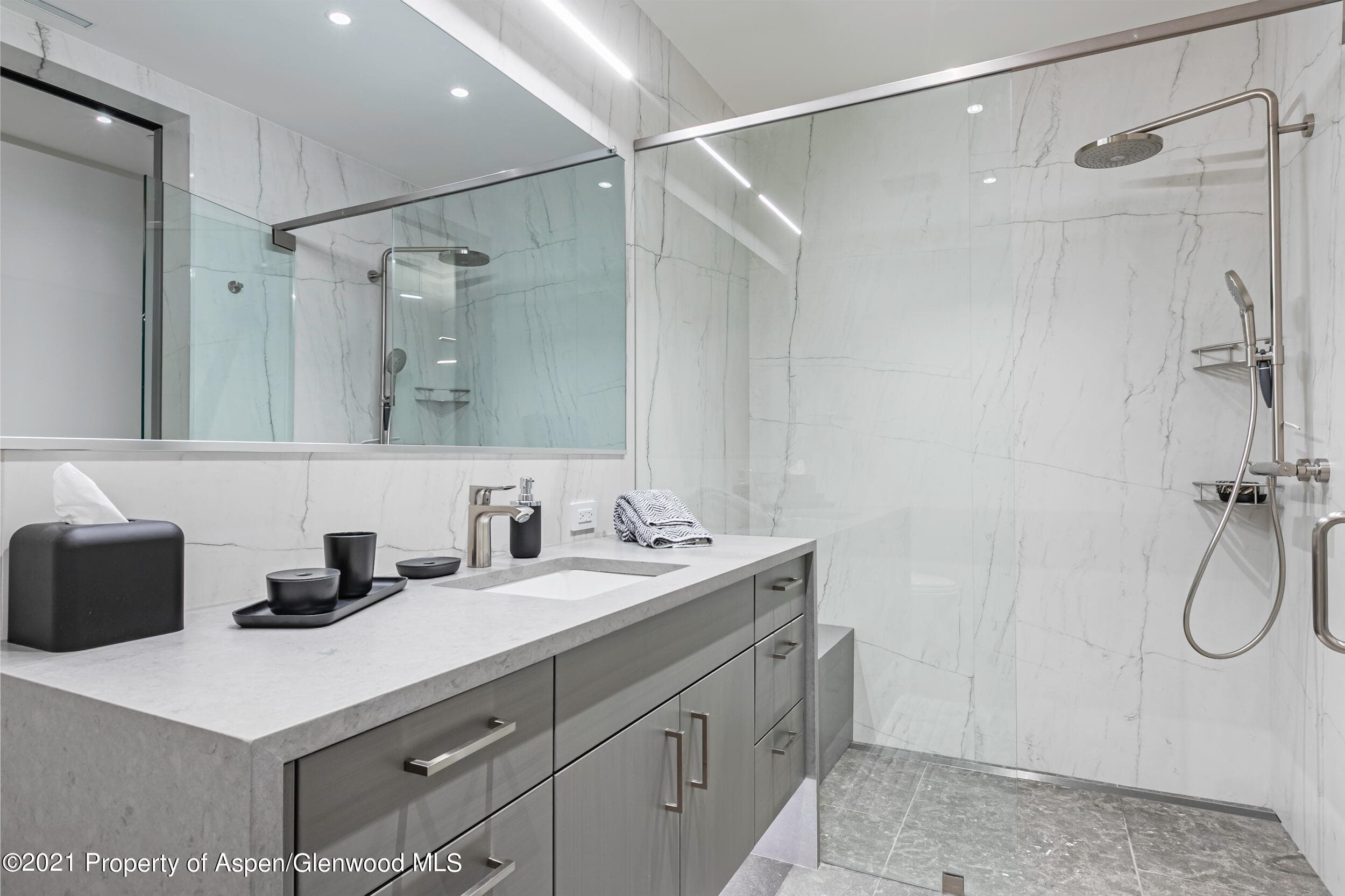 210 S 1st Street, Aspen, CO 81611 - Photo 14