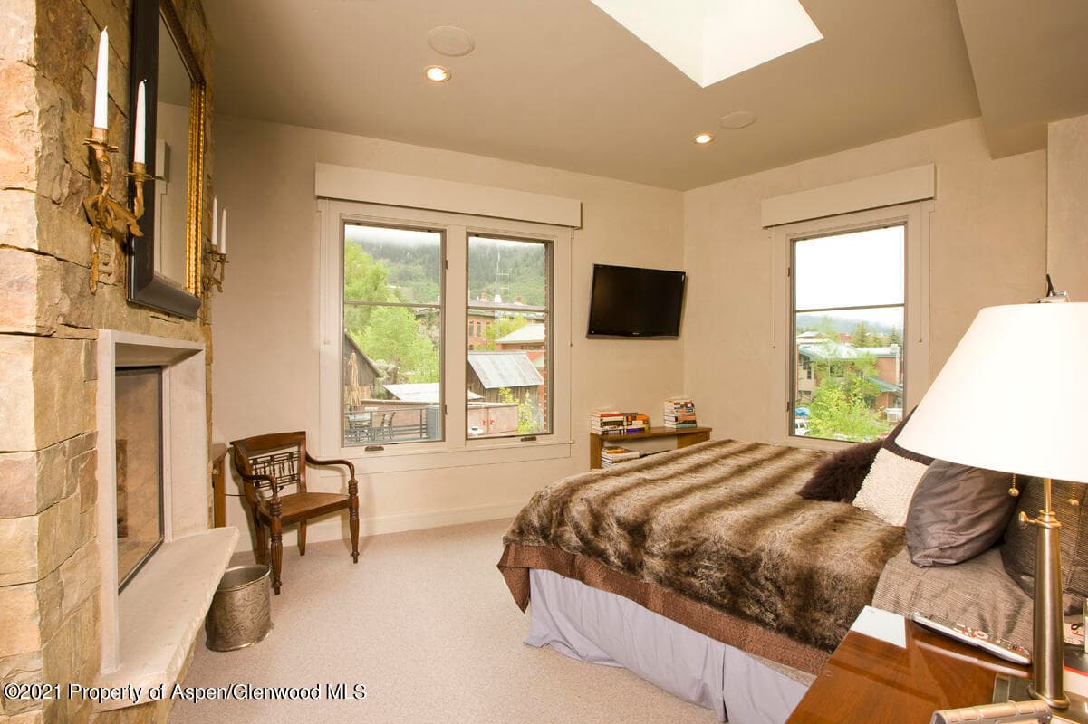 501 Rio Grande Place 206, Aspen, CO 81611 - Photo 7