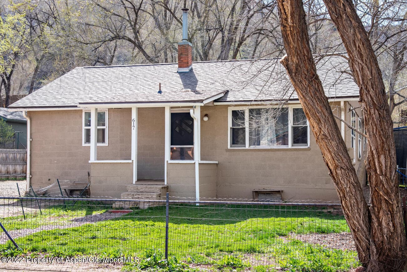 617 Cowdin Drive, Glenwood Springs, CO 81601 - Photo 1