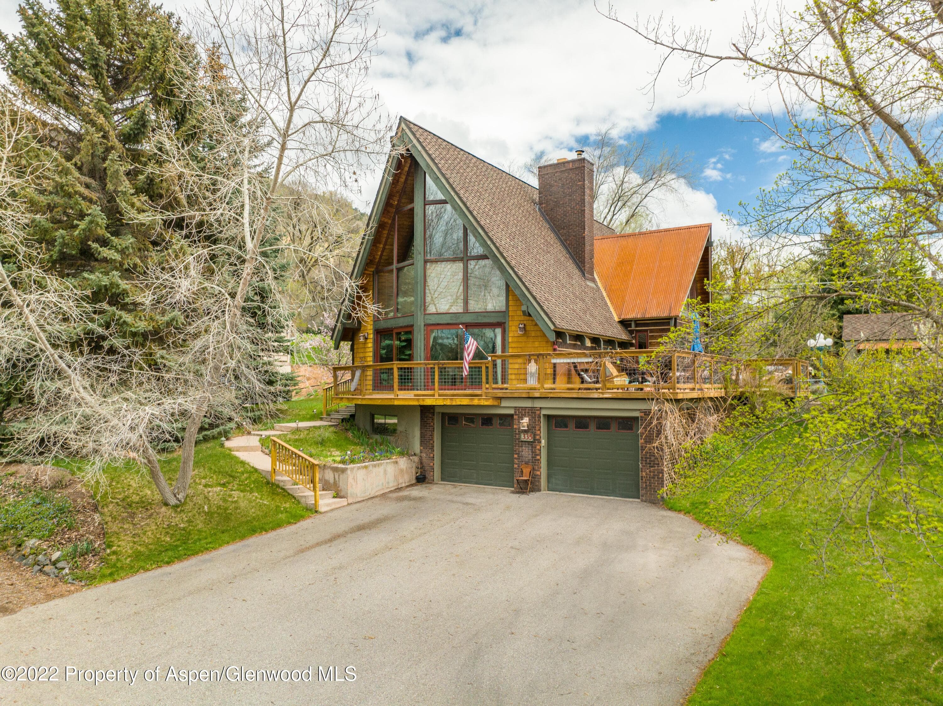 335 Vista Drive, Glenwood Springs, CO 81601 - Photo 1