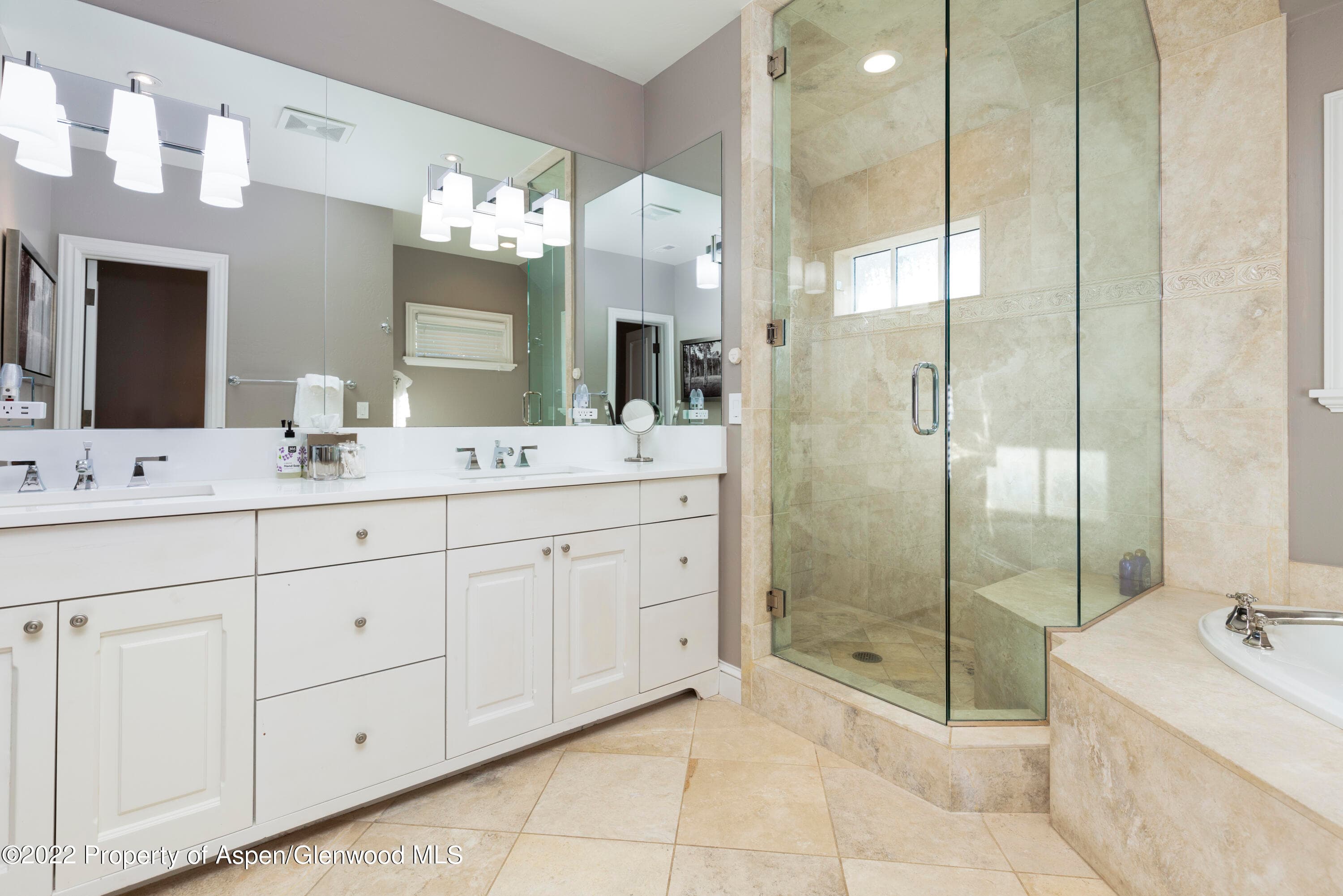 922 E Cooper Avenue, Aspen, CO 81611 - Photo 6