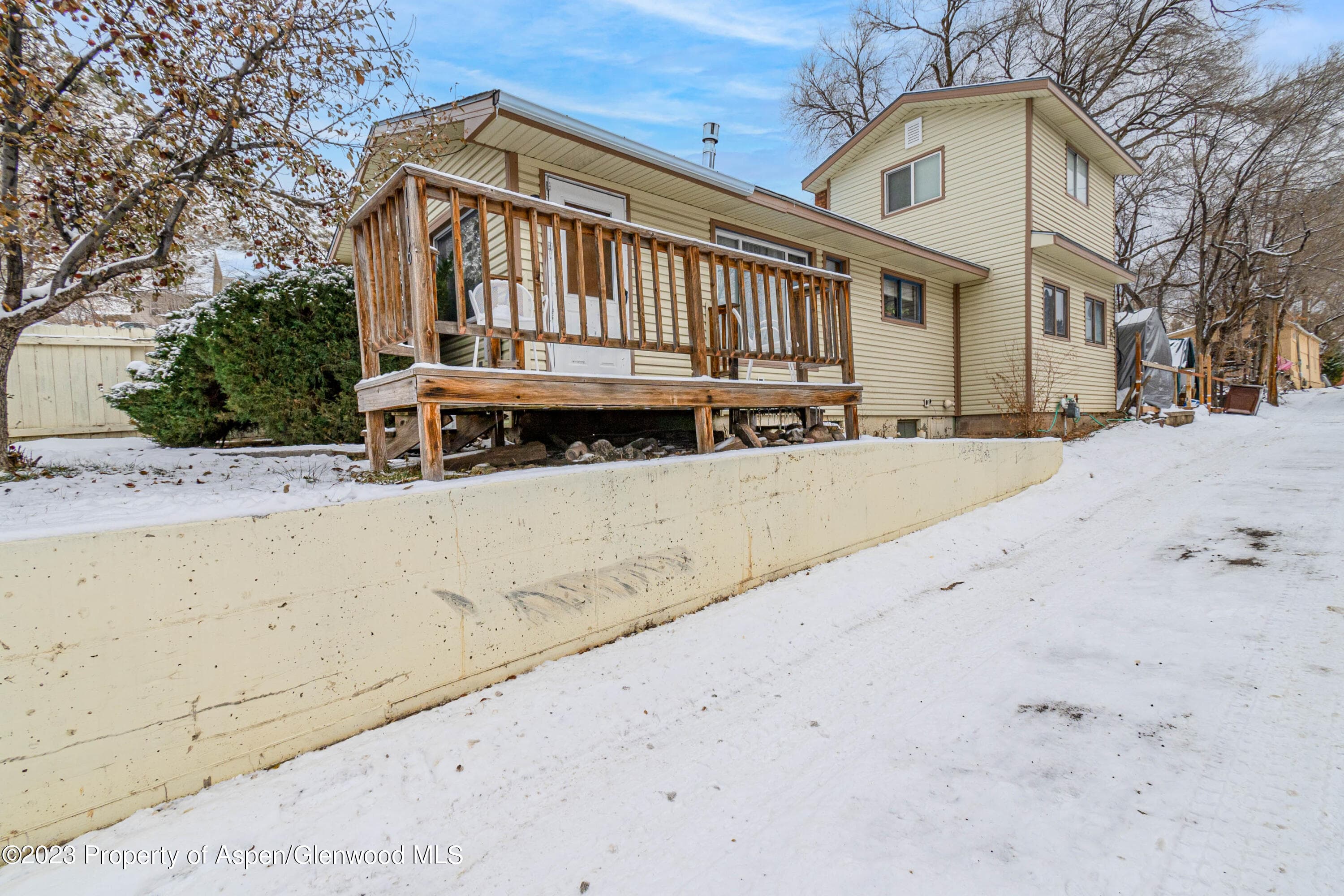 116 N A Avenue, New Castle, CO 81647 - Photo 1