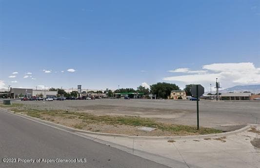 490 Sparn Street, Grand Junction, CO 81501 - Photo 3