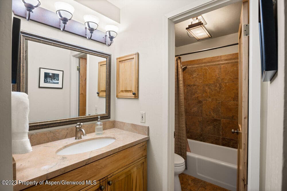 400 Wood Road 2113H, Snowmass Village, CO 81615 - Photo 5