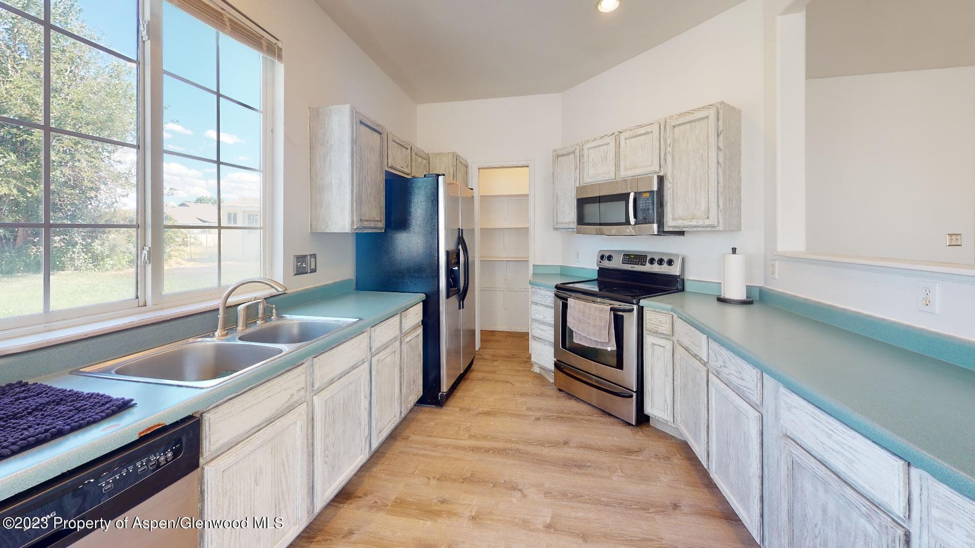 612 1/2 Cottage Meadows Court, Grand Junction, CO 81504 - Photo 8