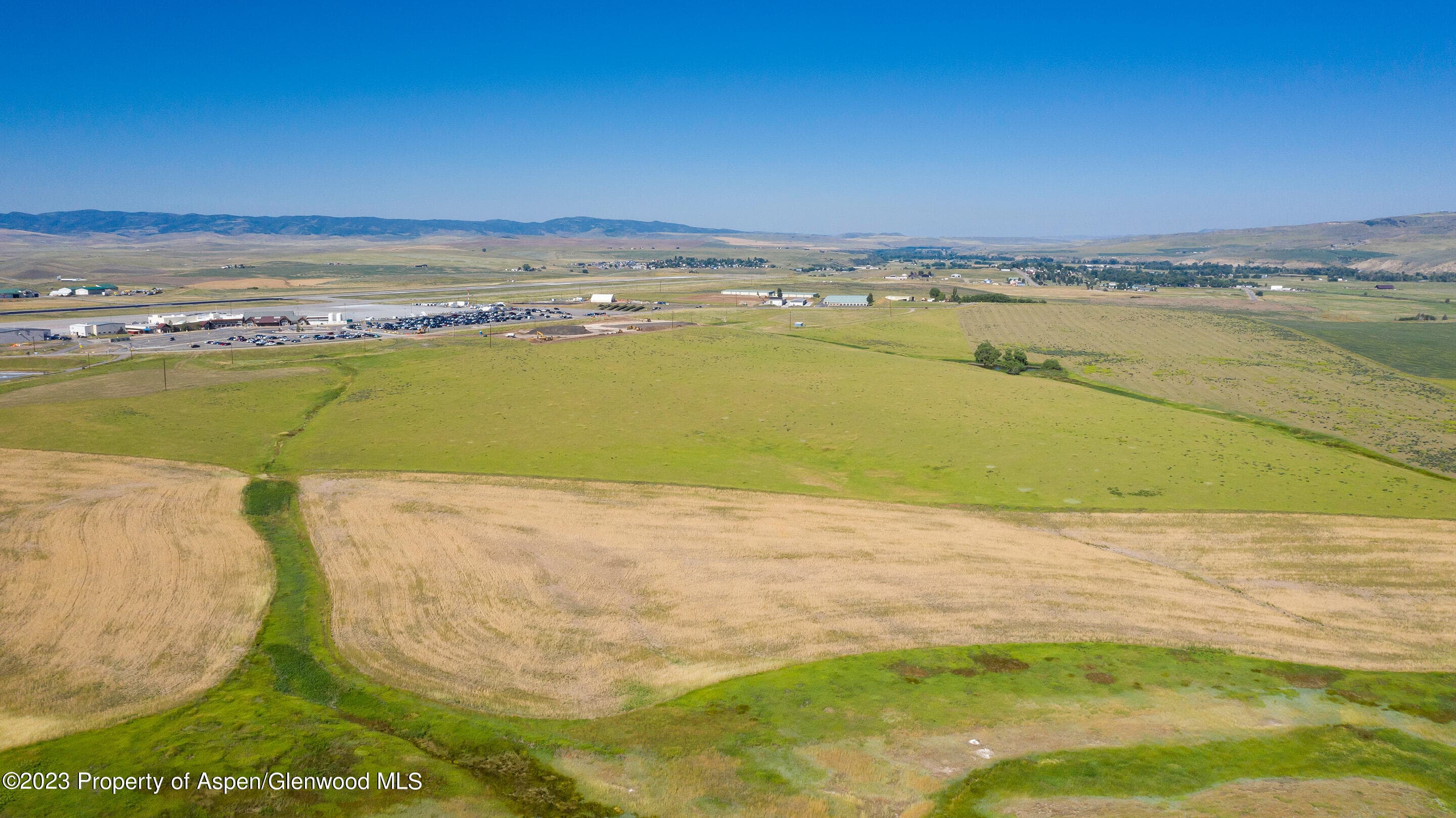 500 Wings Way, Hayden, CO 81639 - Photo 7
