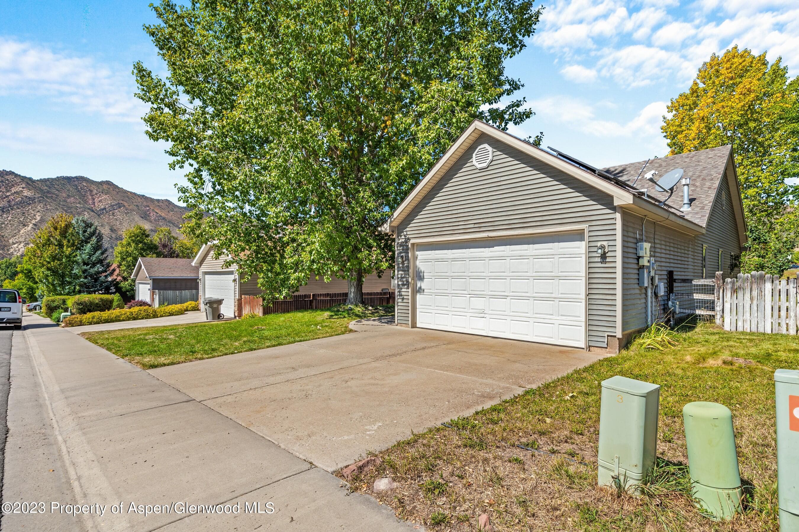 295 Buckthorn Road, New Castle, CO 81647 - Photo 3