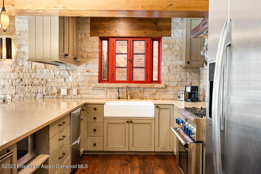 114 E Bleeker Street 102, Aspen, CO 81611 - Photo 8