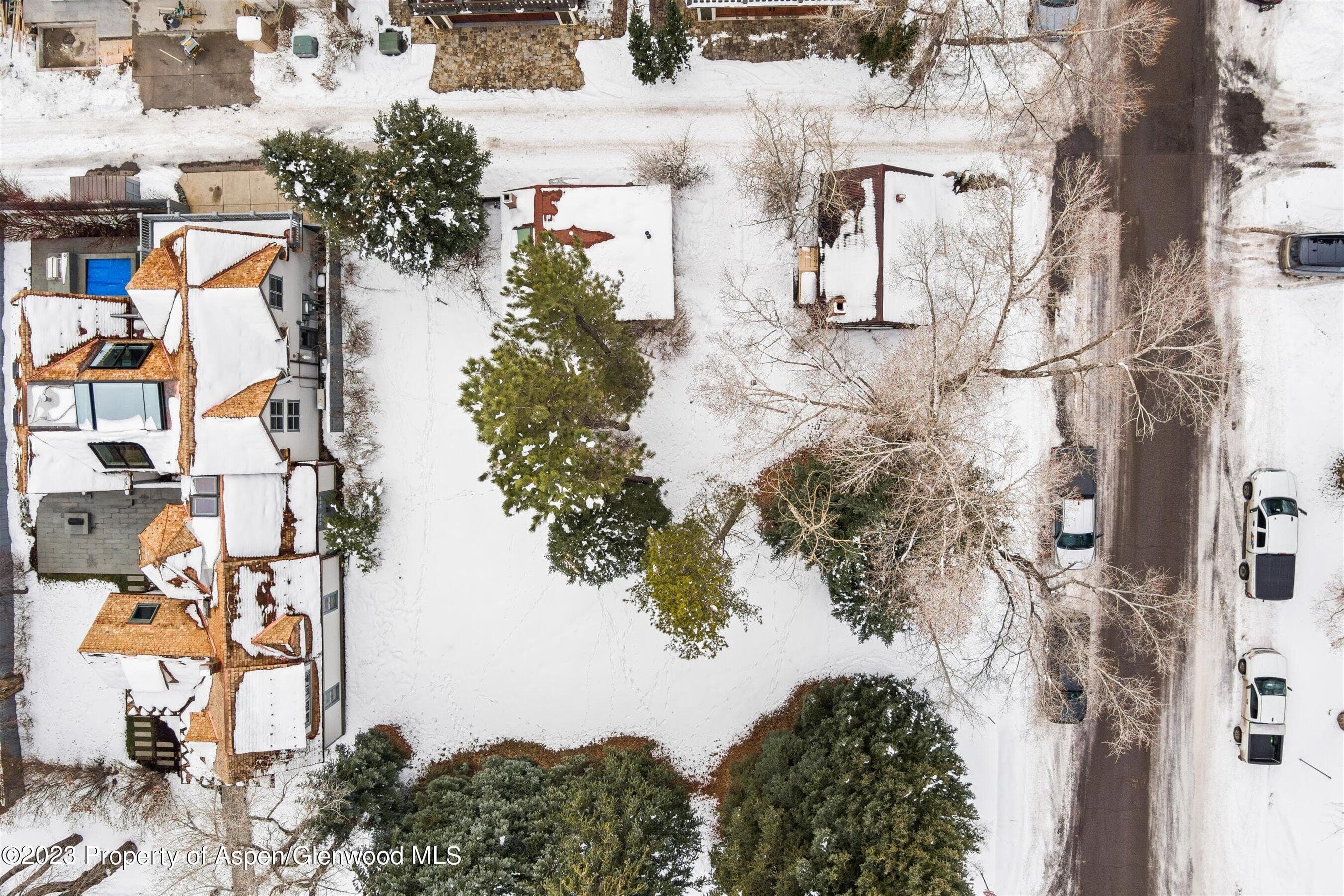 327 W Hallam Street, Aspen, CO 81611 - Photo 4