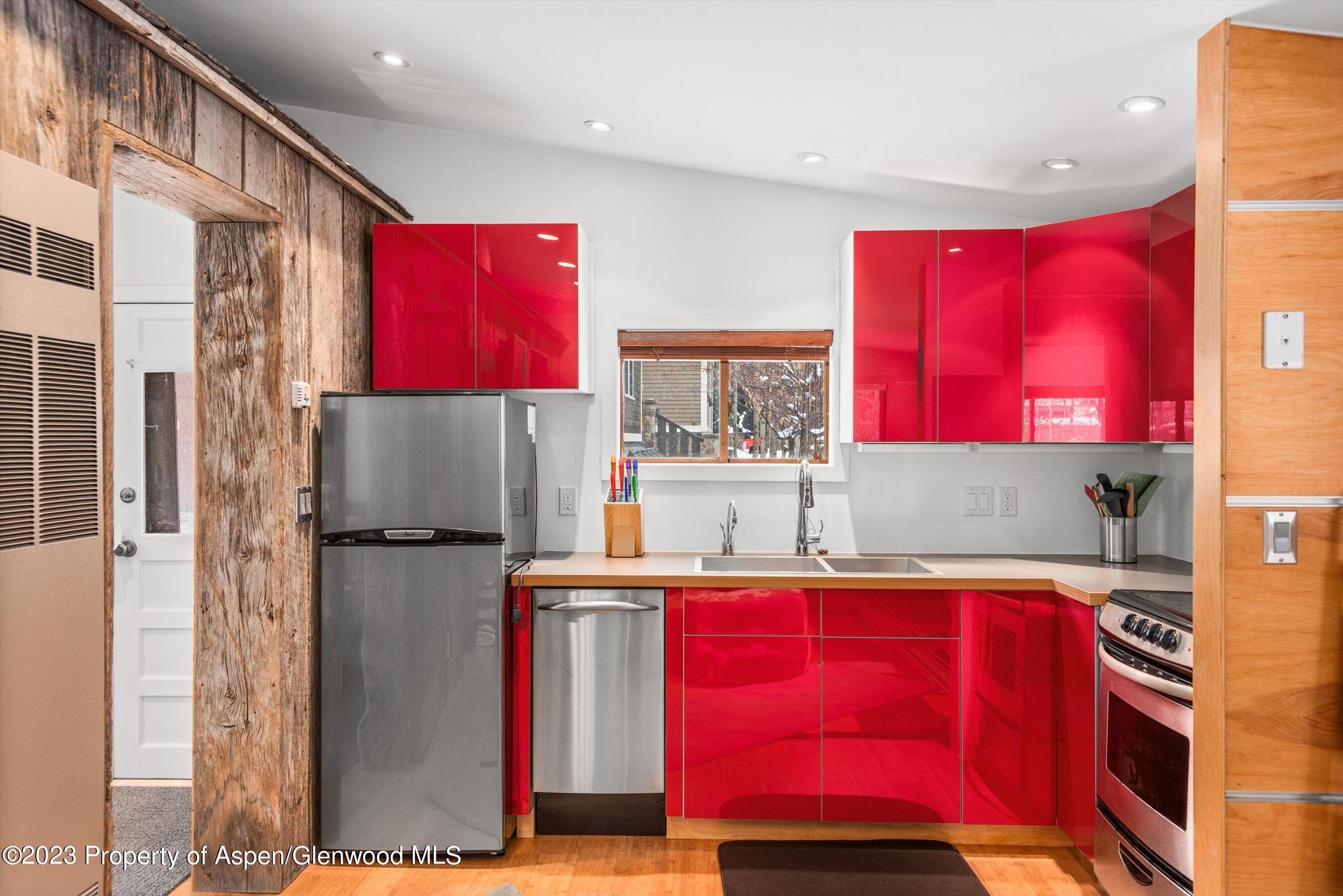 327 W Hallam Street, Aspen, CO 81611 - Photo 10
