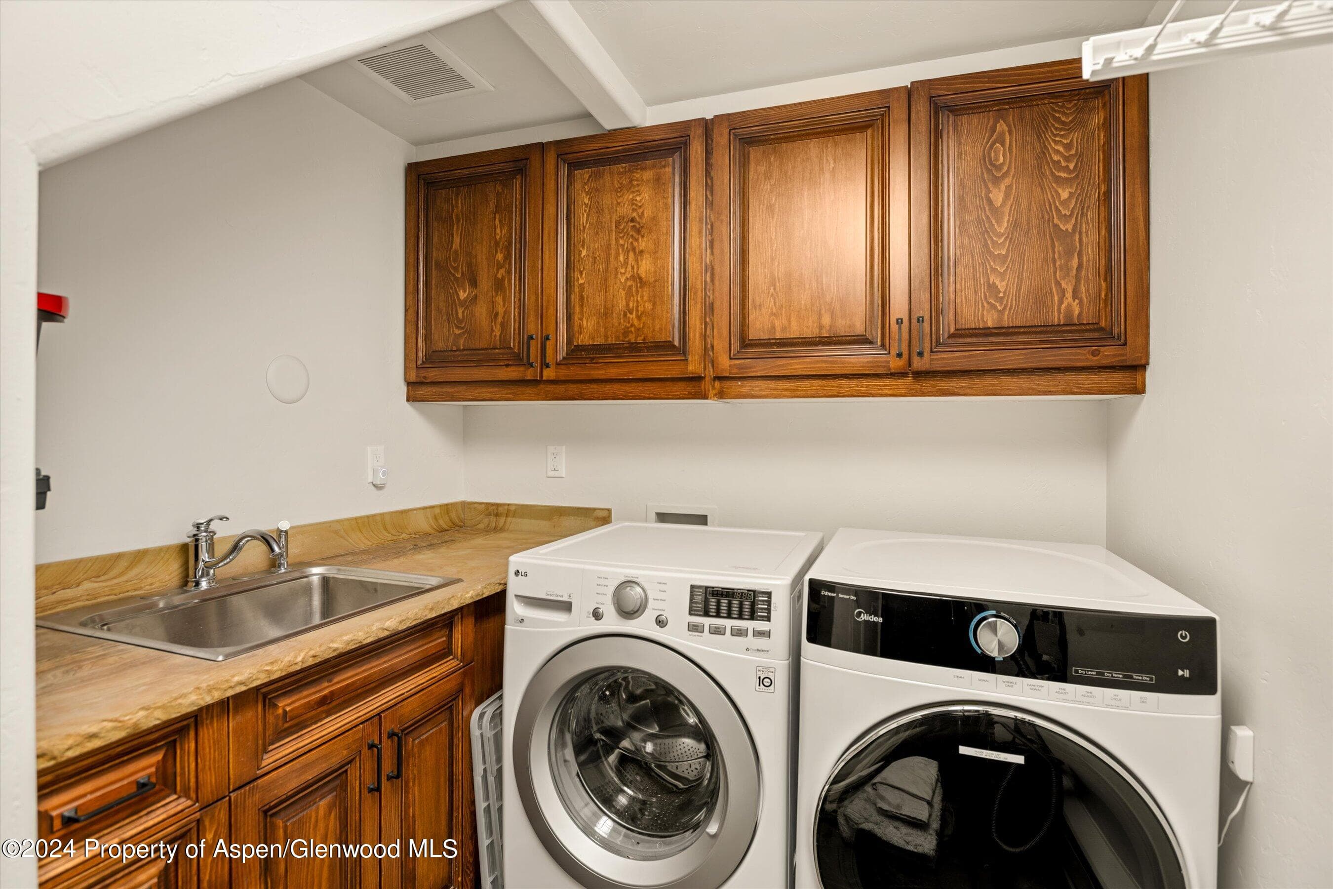 1016 E Hyman Avenue 2, Aspen, CO 81611 - Photo 33