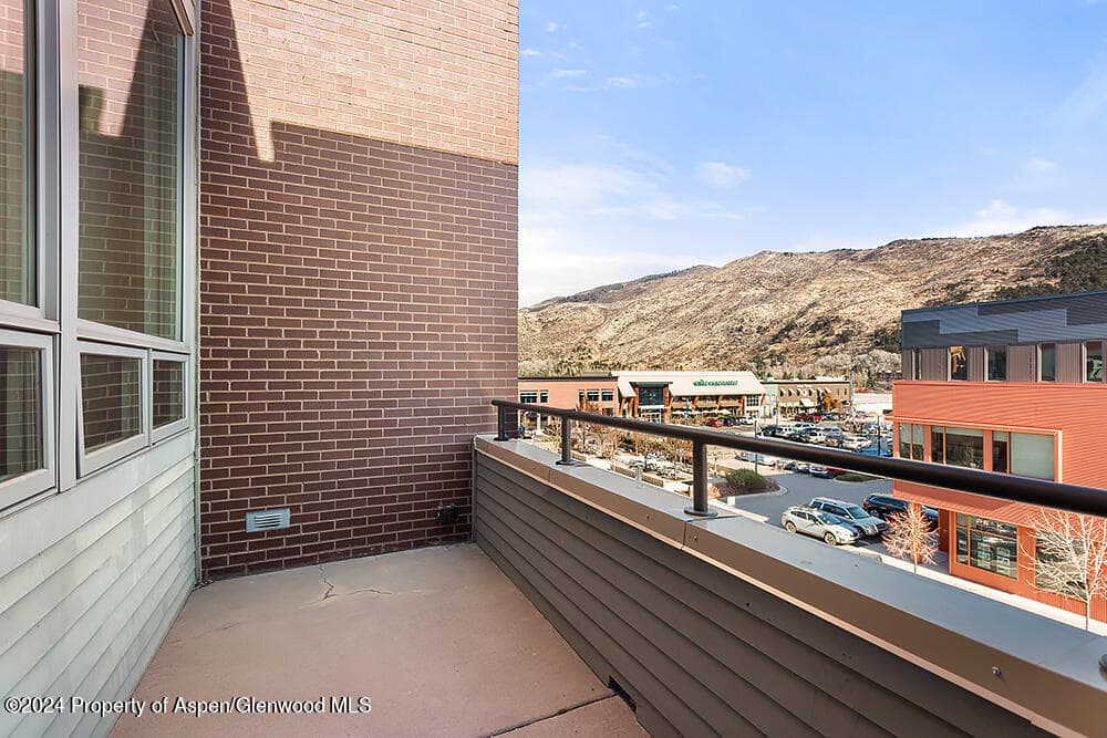 361 Robinson Street 326, Basalt, CO 81621 - Photo 3