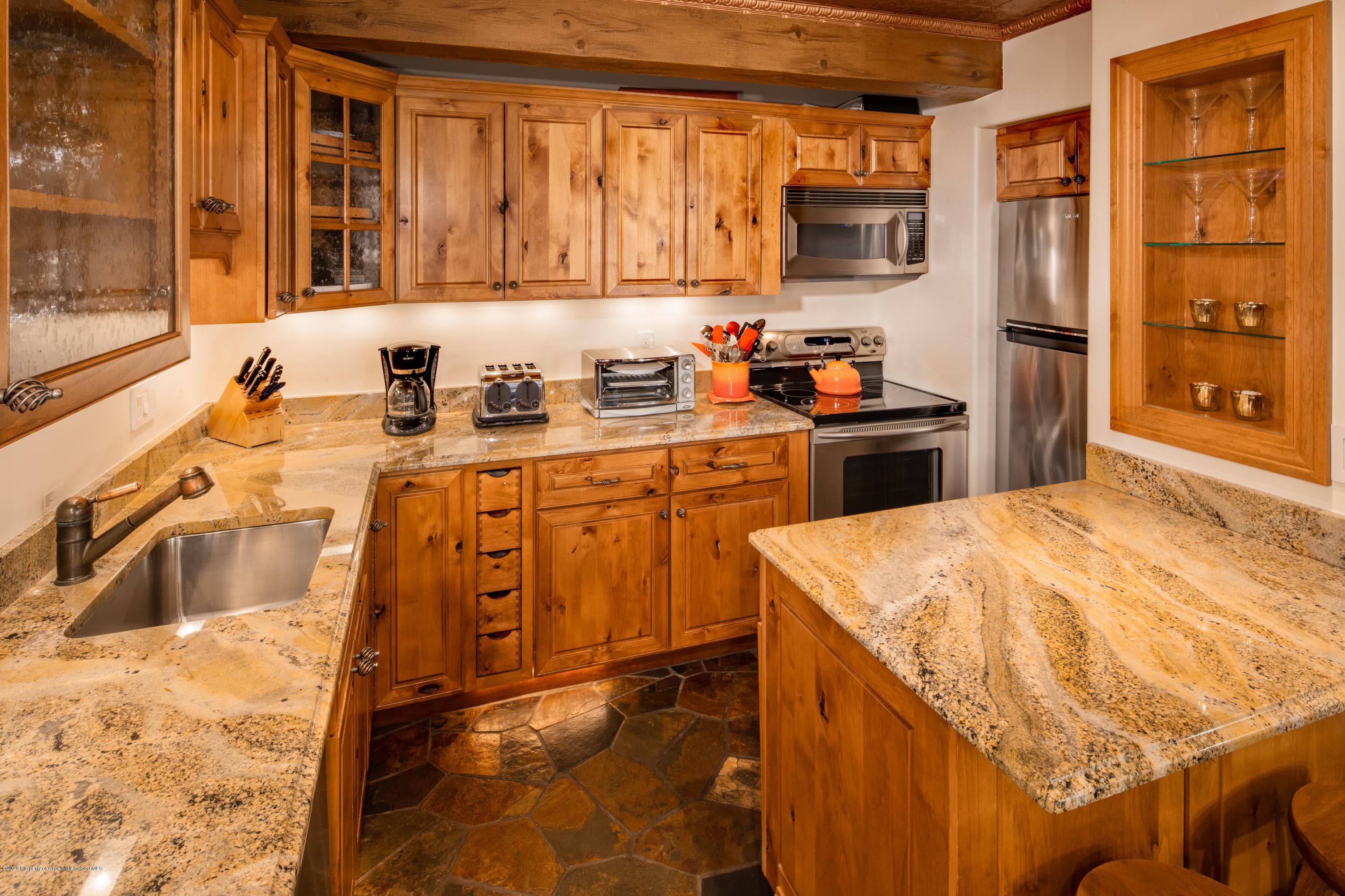 916 E Hopkins Avenue 104, Aspen, CO 81611 - Photo 3