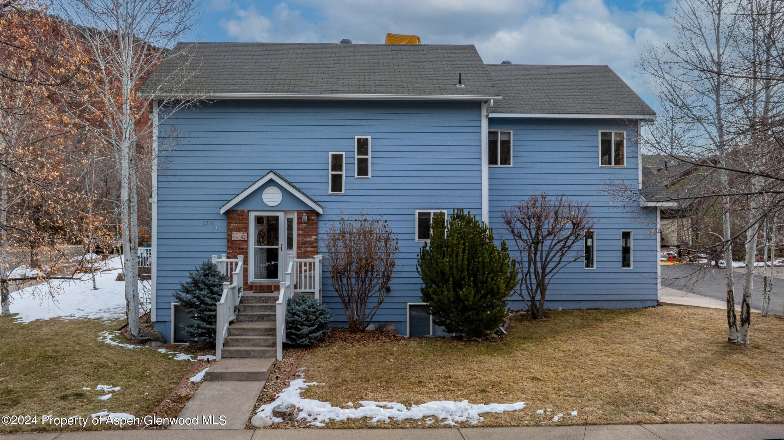 1201 Mountain Drive, Glenwood Springs, CO 81601 - Photo 3