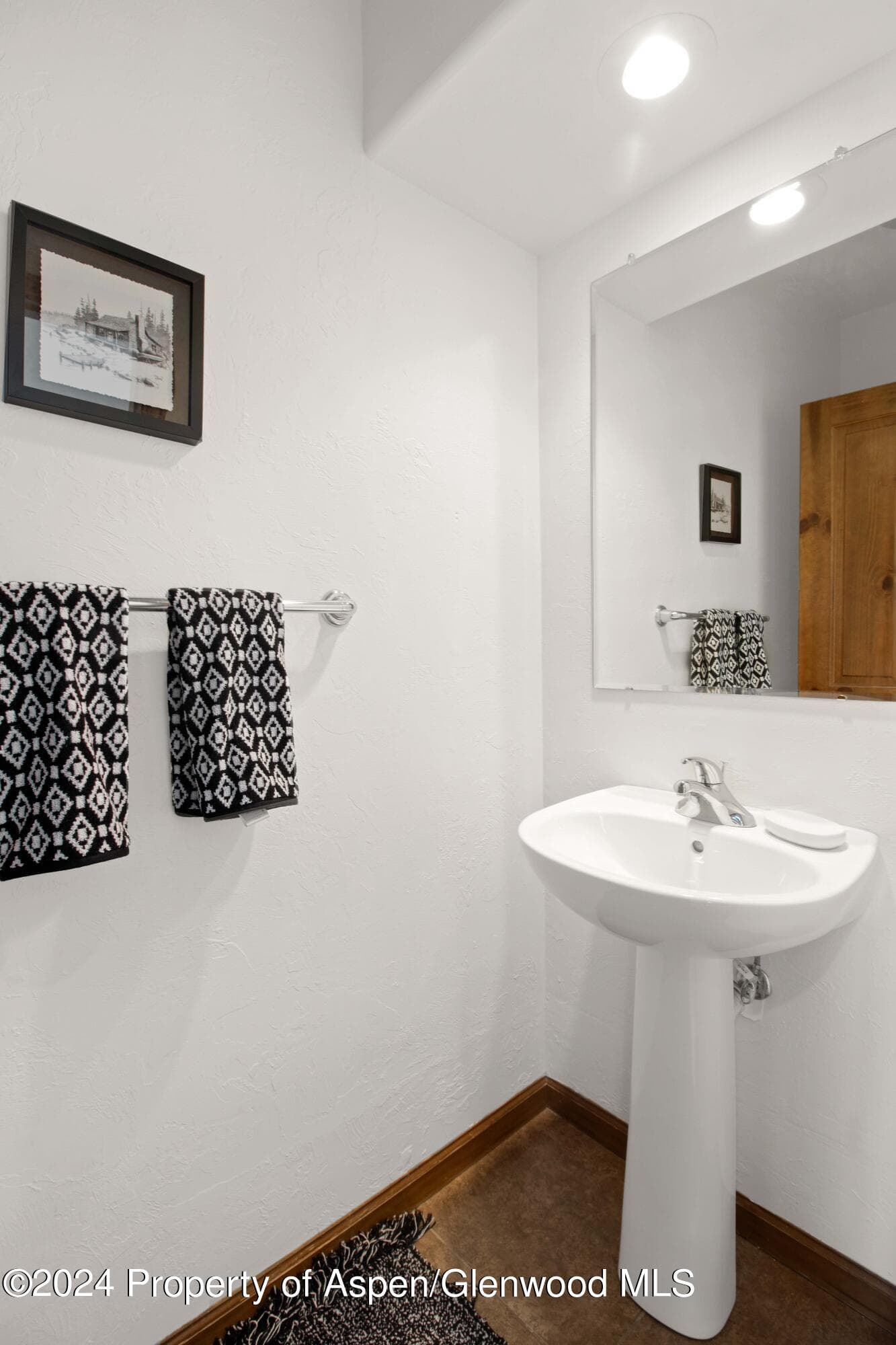Property - Photo 14