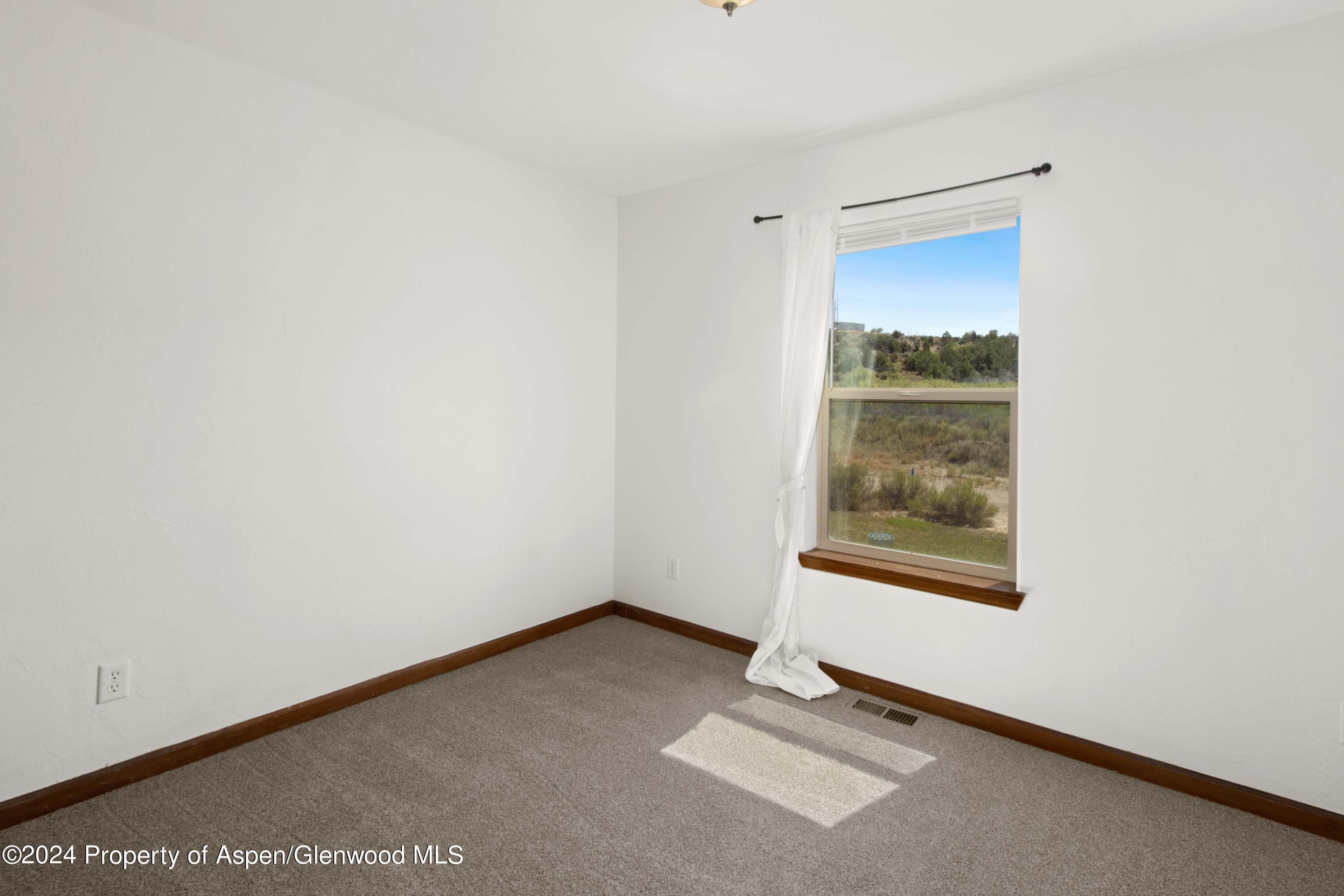 Property - Photo 21
