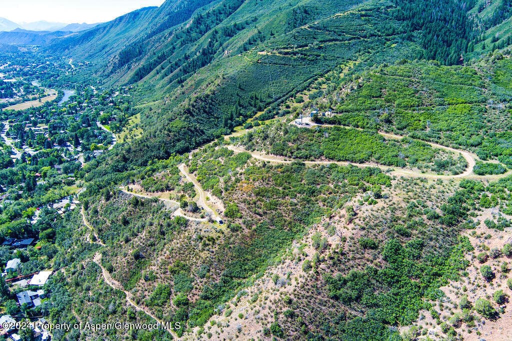 921 W 9th Street, Glenwood Springs, CO 81601 - Photo 9