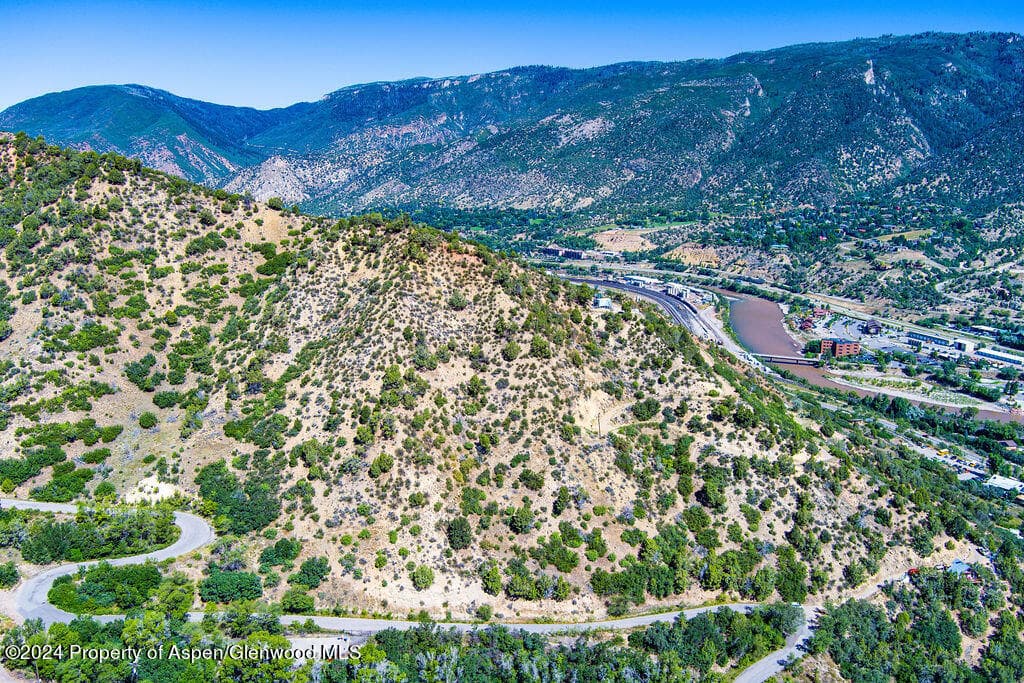 921 W 9th Street, Glenwood Springs, CO 81601 - Photo 14