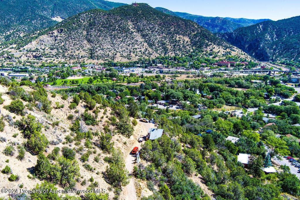 921 W 9th Street, Glenwood Springs, CO 81601 - Photo 15