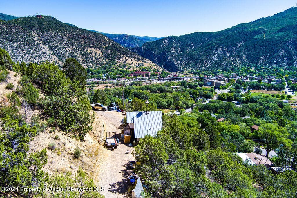 921 W 9th Street, Glenwood Springs, CO 81601 - Photo 17