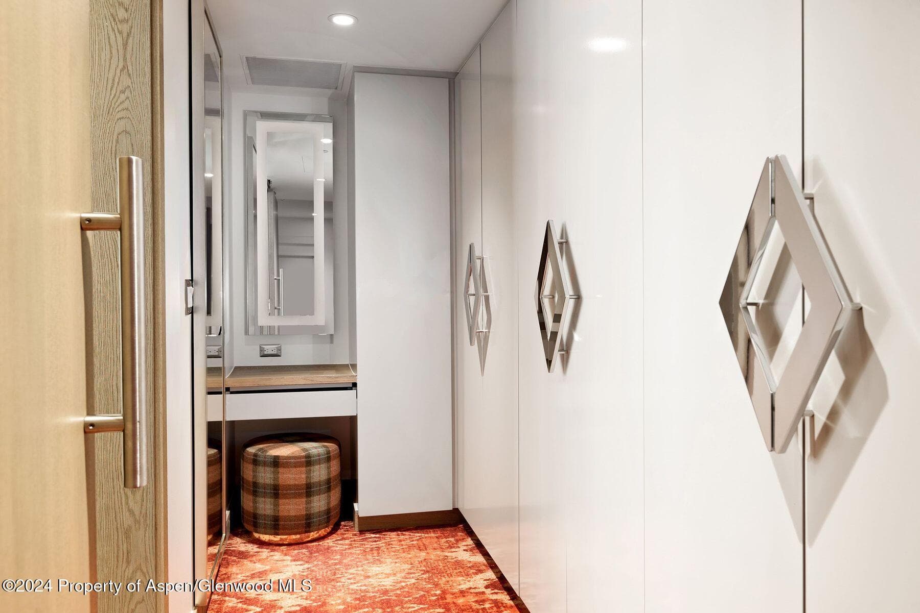 550 S Spring Street, Aspen, CO 81611 - Photo 2