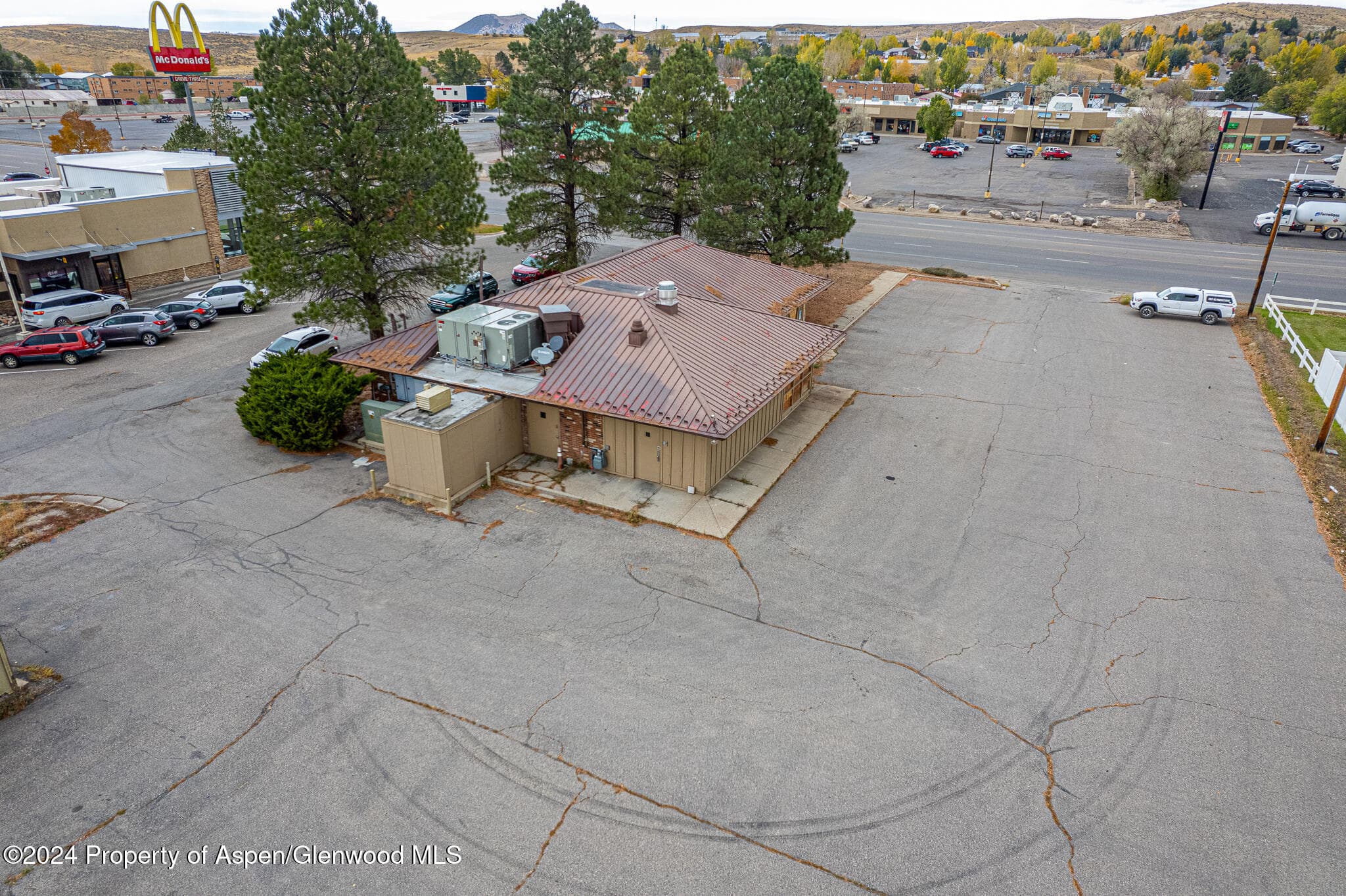 1070 W Victory Way, Craig, CO 81625 - Photo 4