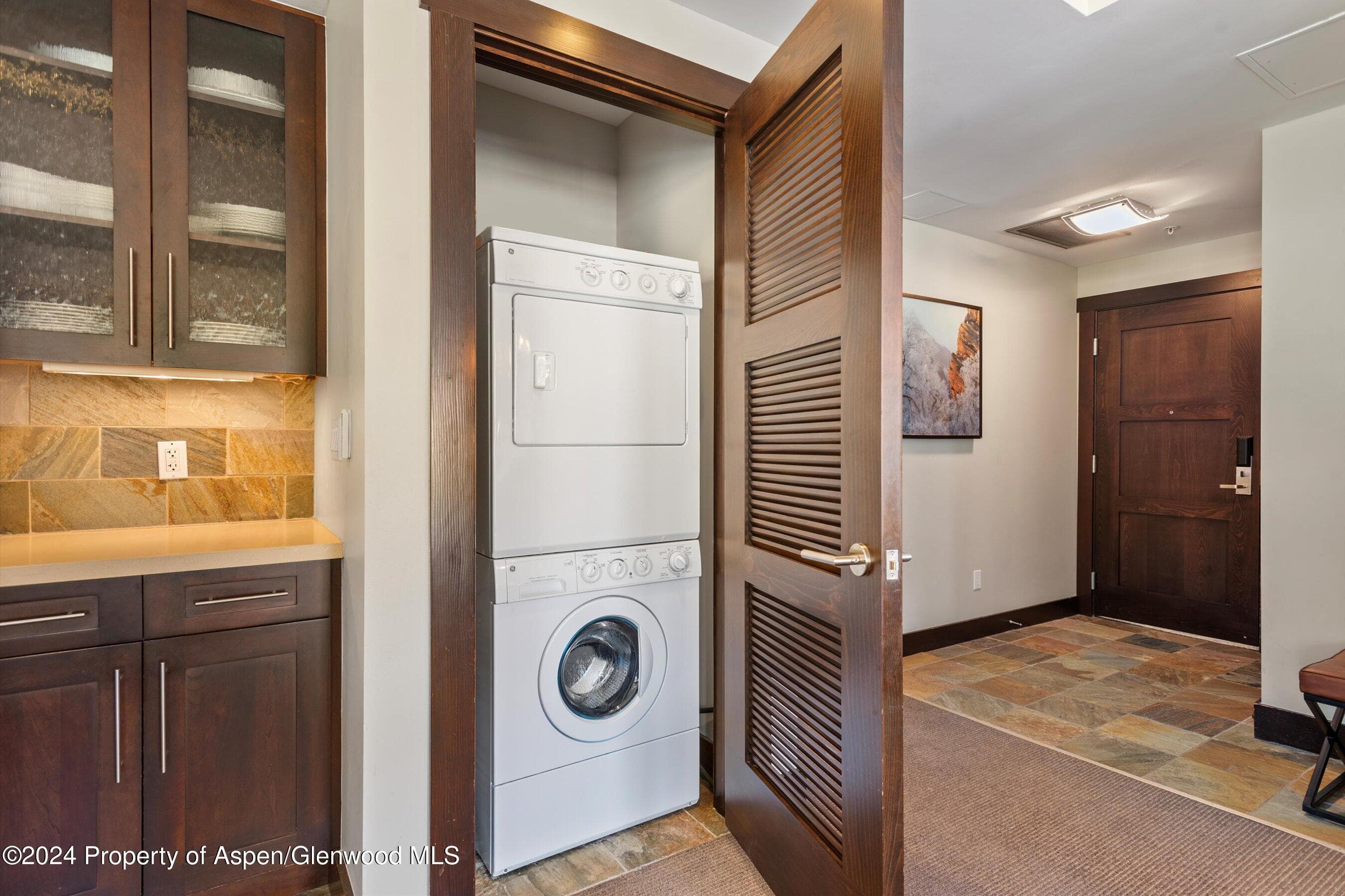 120 CARRIAGE Way 2201, Snowmass Village, CO 81615 - Photo 6