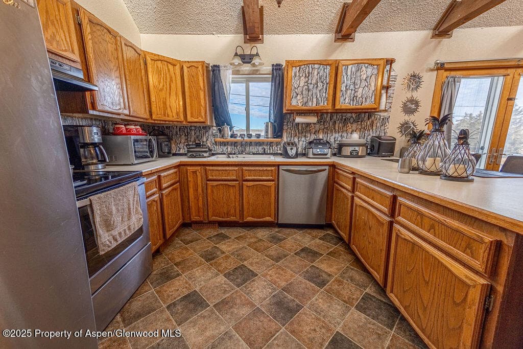 298 Middle Street, Rangely, CO 81648 - Photo 8