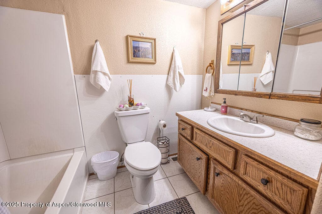298 Middle Street, Rangely, CO 81648 - Photo 21