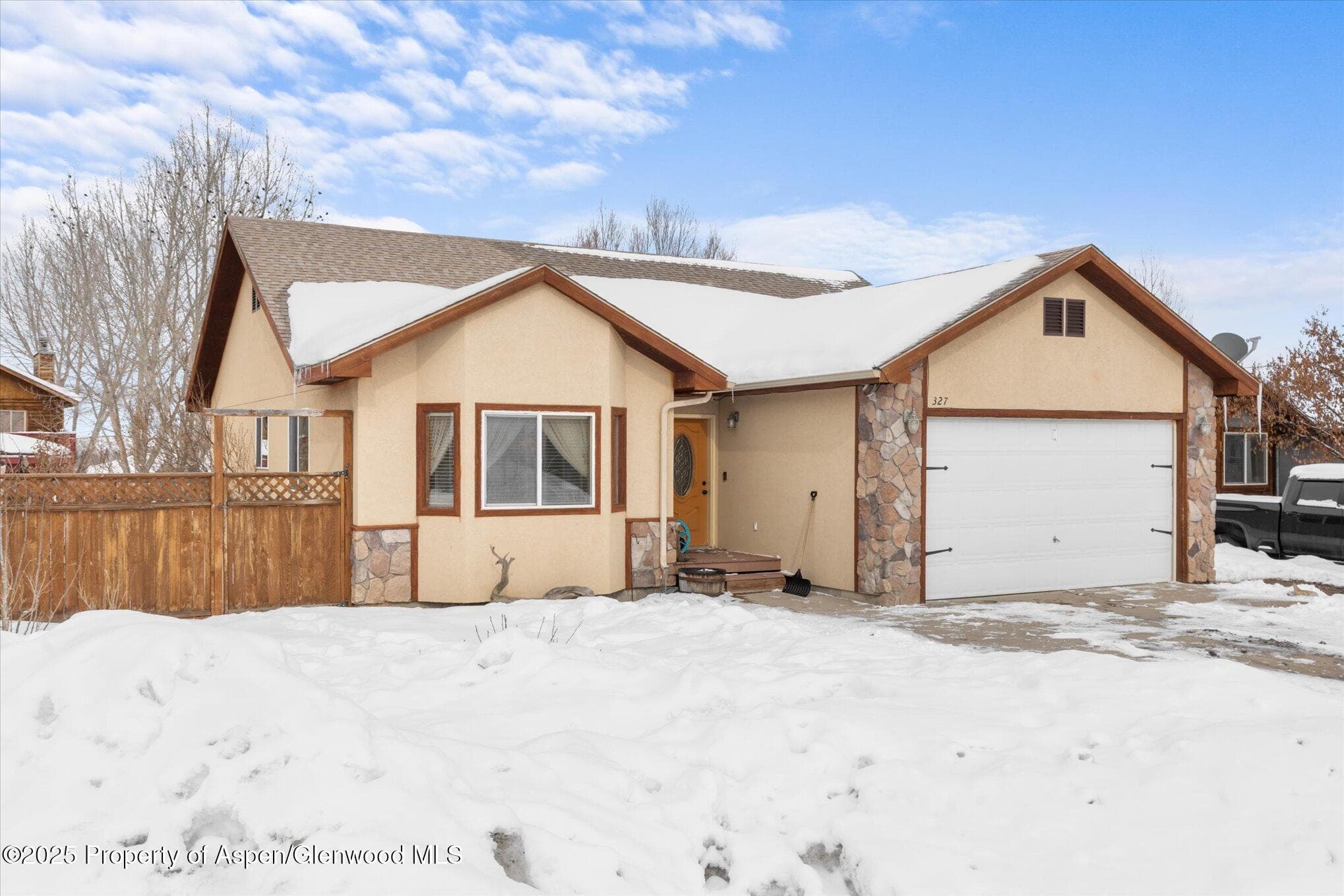 327 Honeysuckle Drive, Hayden, CO 81639 - Photo 2