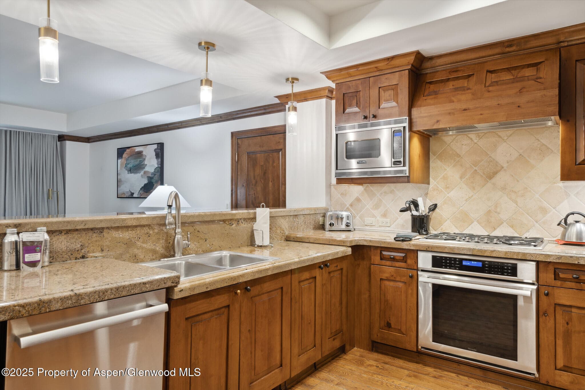 415 E Dean St, Unit 21, Week 10, Aspen, CO 81611 - Photo 6