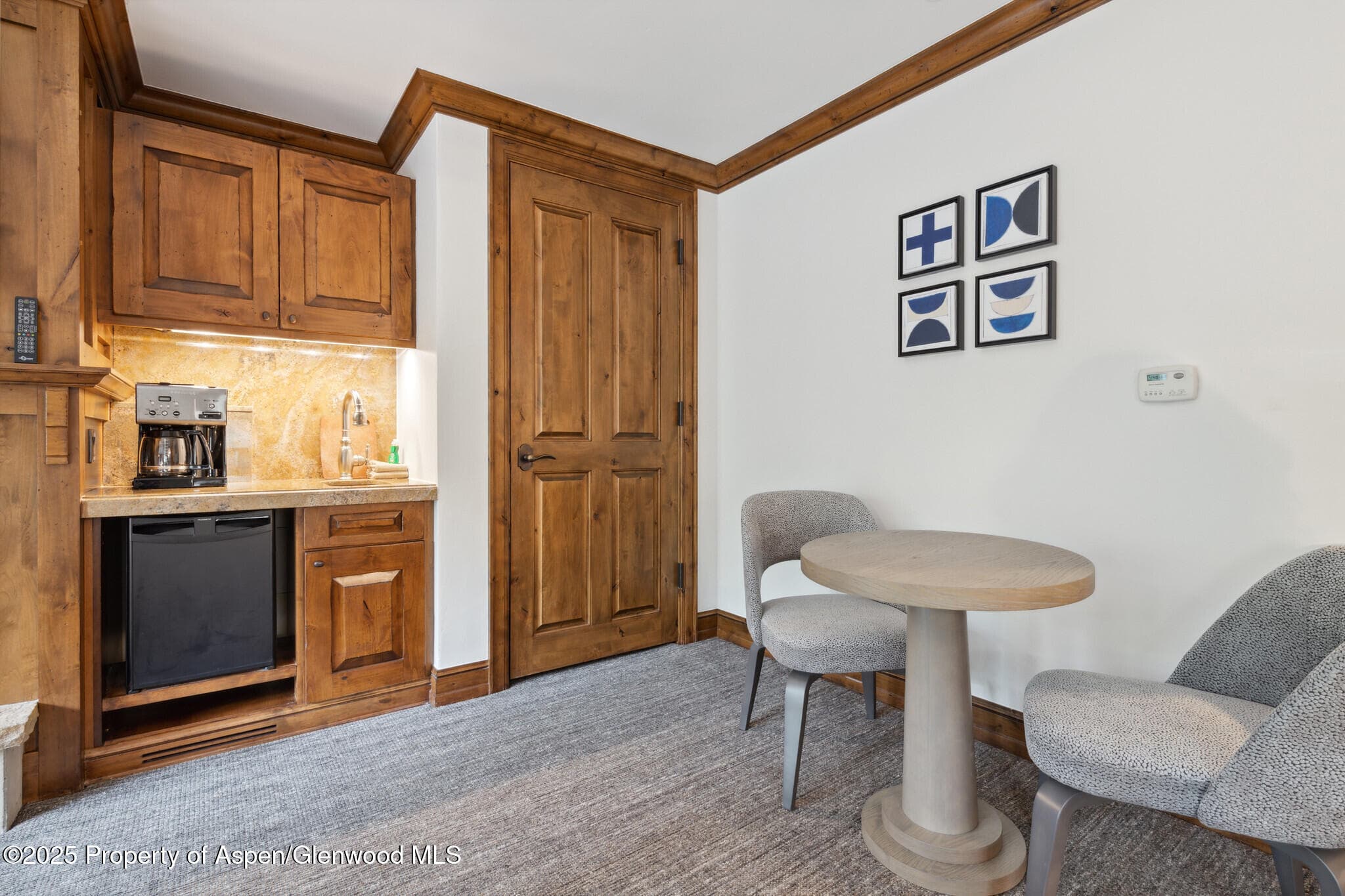 415 E Dean St, Unit 21, Week 10, Aspen, CO 81611 - Photo 23