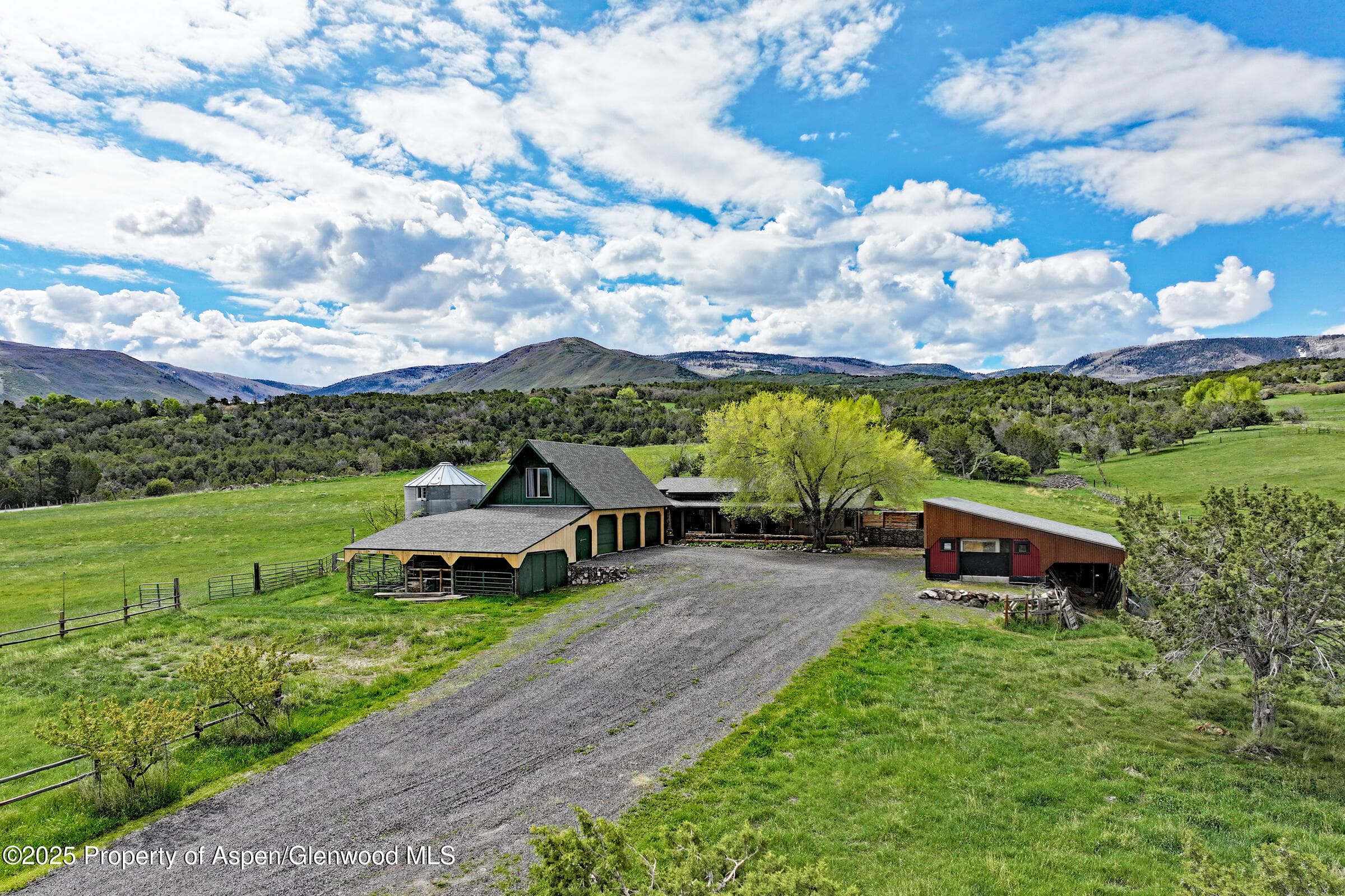 10491 54 7/10 Road, Molina, CO 81646 - Photo 1