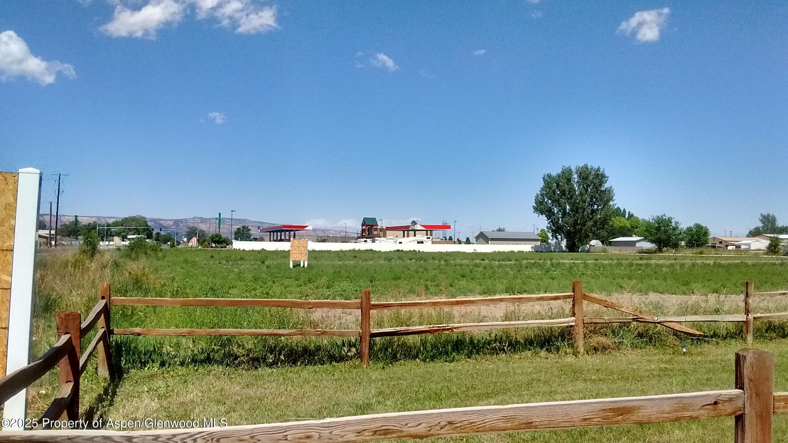 2912 D Road 1 Acre, Grand Junction, CO 81504 - Photo 2