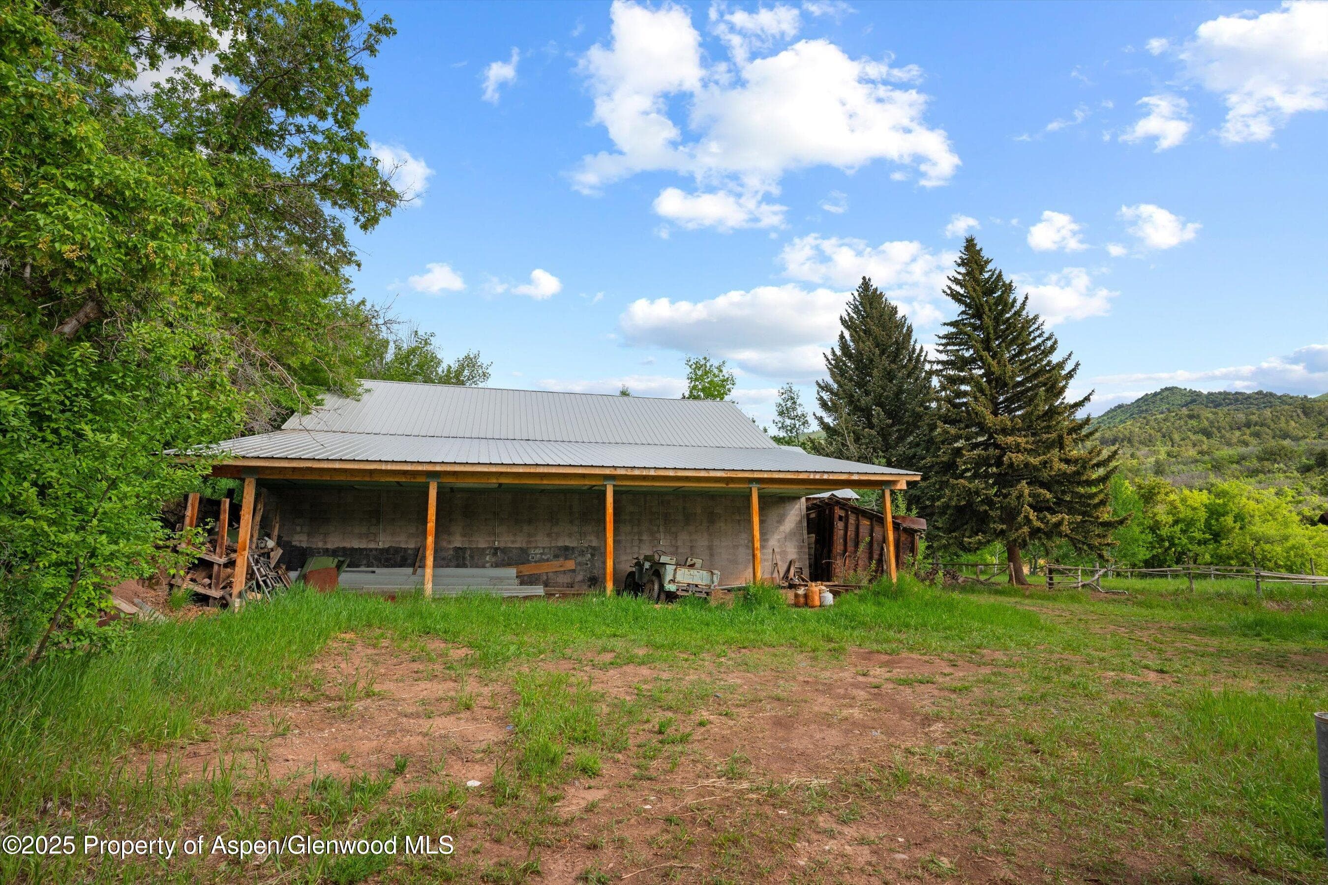 10715 County Road 245, New Castle, CO 81647 - Photo 28