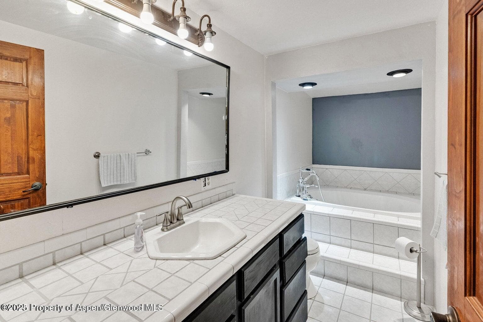1100 W Jefferson Avenue #15, Hayden, CO 81639 - Photo 14