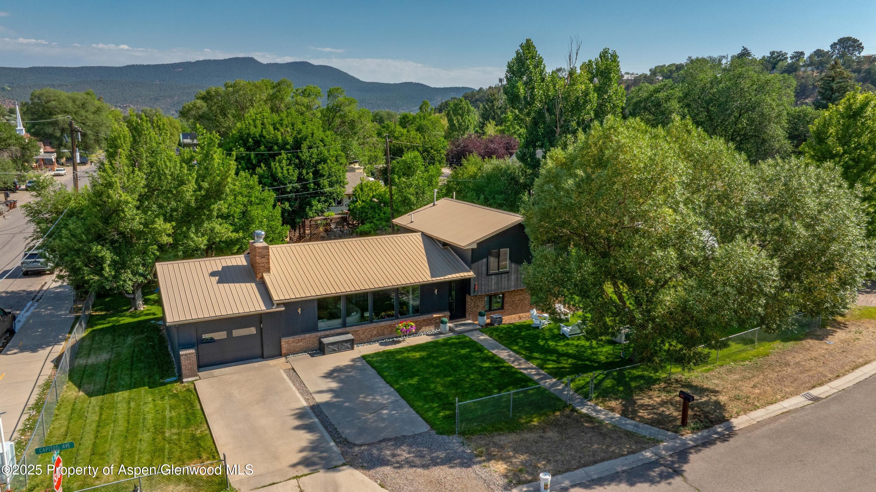 189 Capitol Avenue, Carbondale, CO 81623 - Photo 2