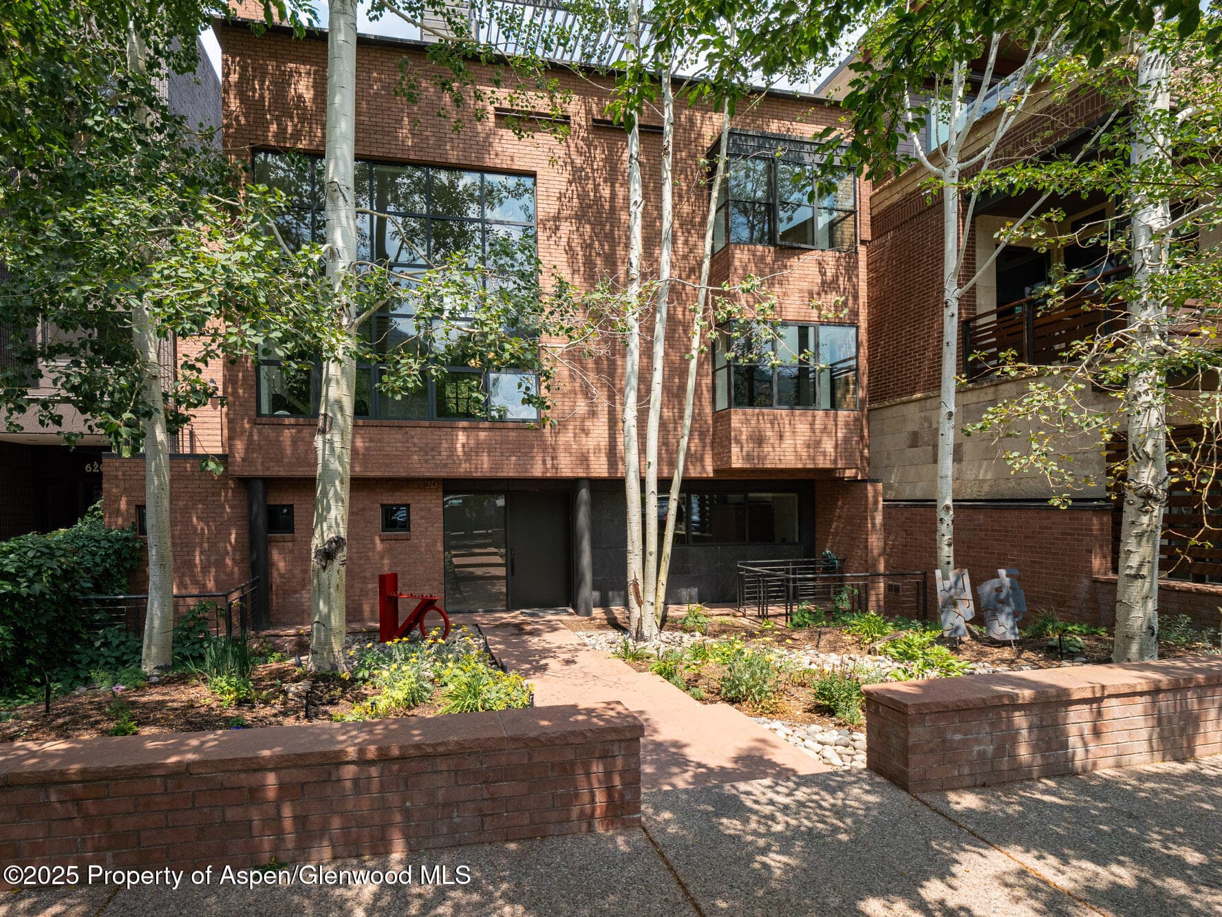 624 E Hopkins Avenue, Aspen, CO 81611 - Photo 2