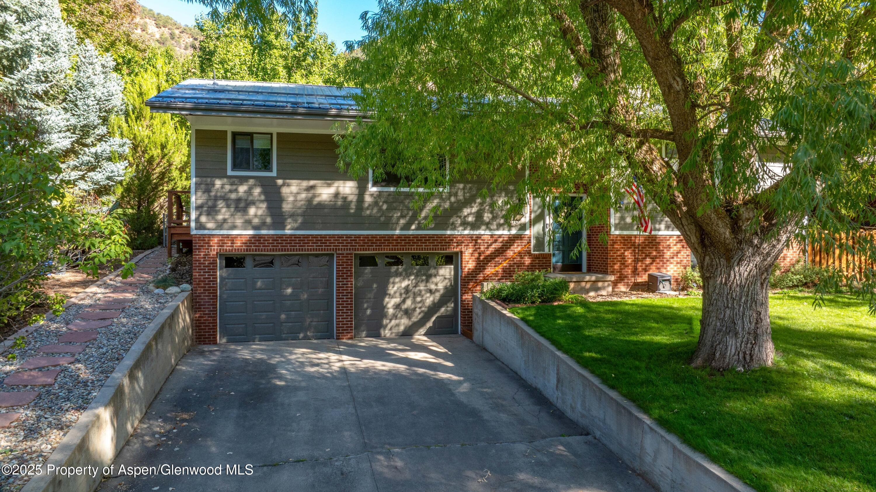 1716 Bennett Avenue, Glenwood Springs, CO 81601 - Photo 2