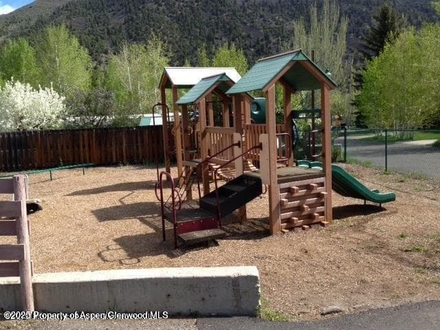 4 Aspen Village, Aspen, CO 81611 - Photo 13
