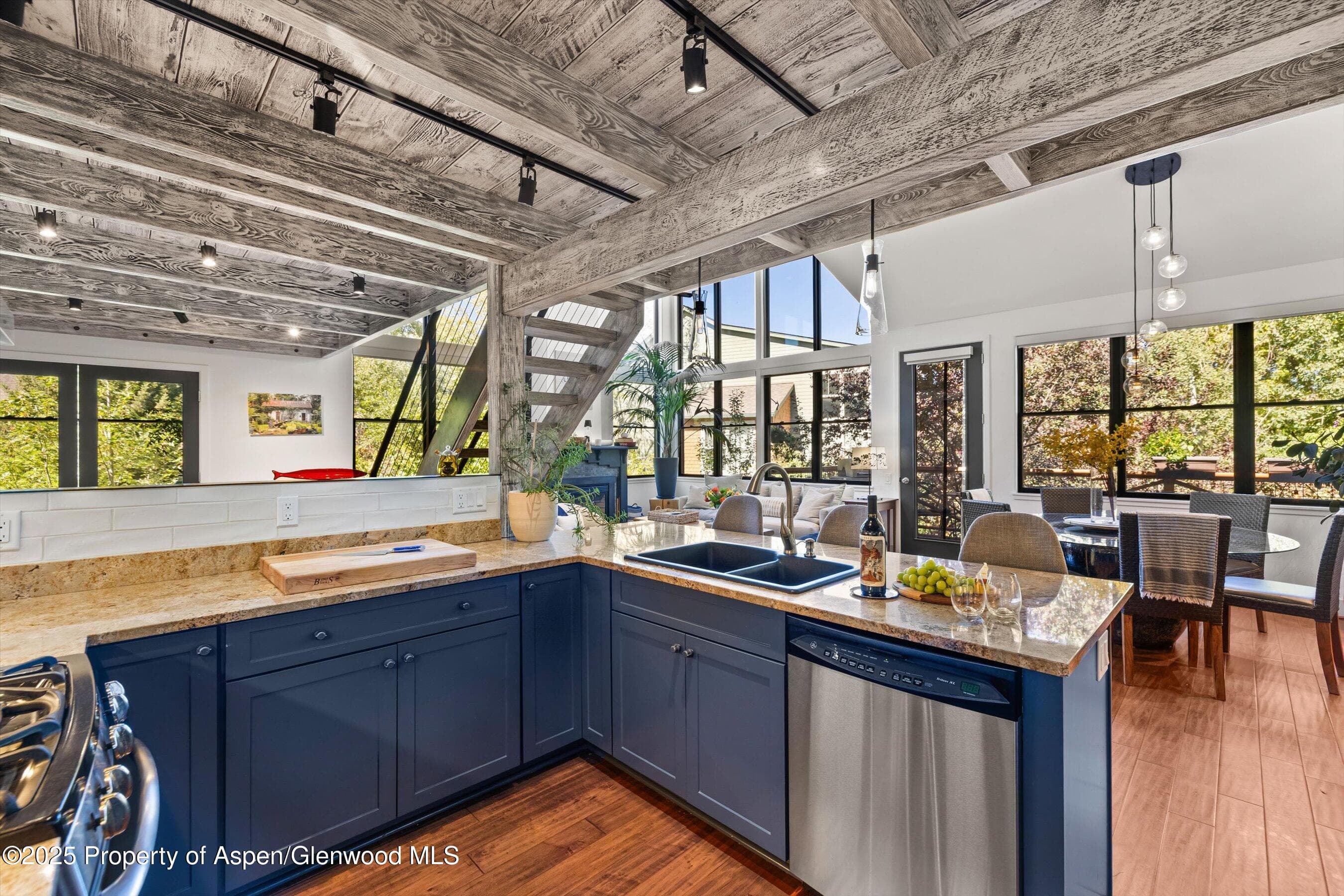 Property - Photo 15